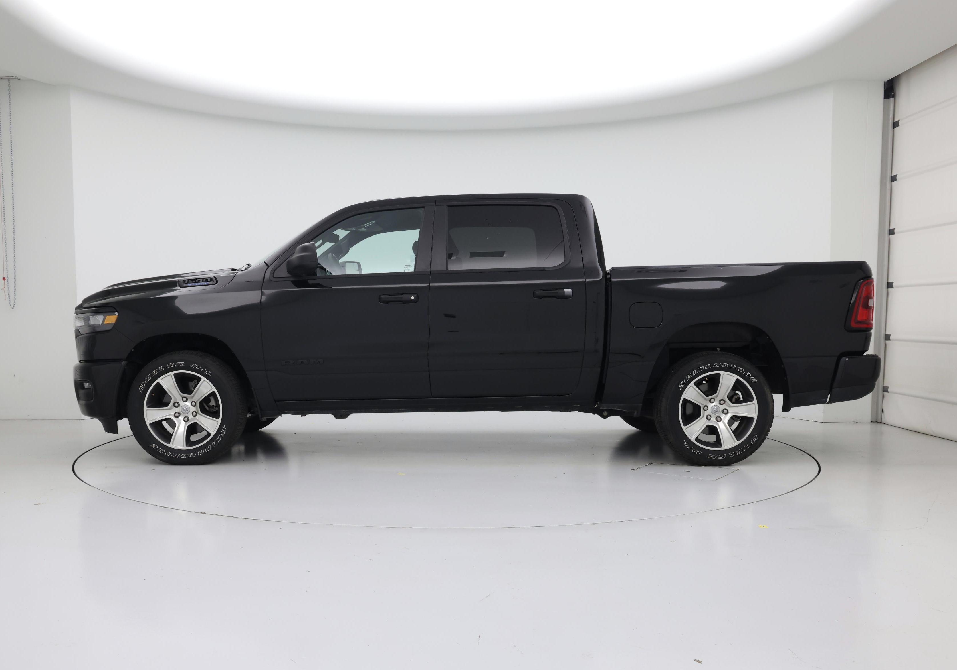 Thumbnail: 2025 RAM 1500 - 3