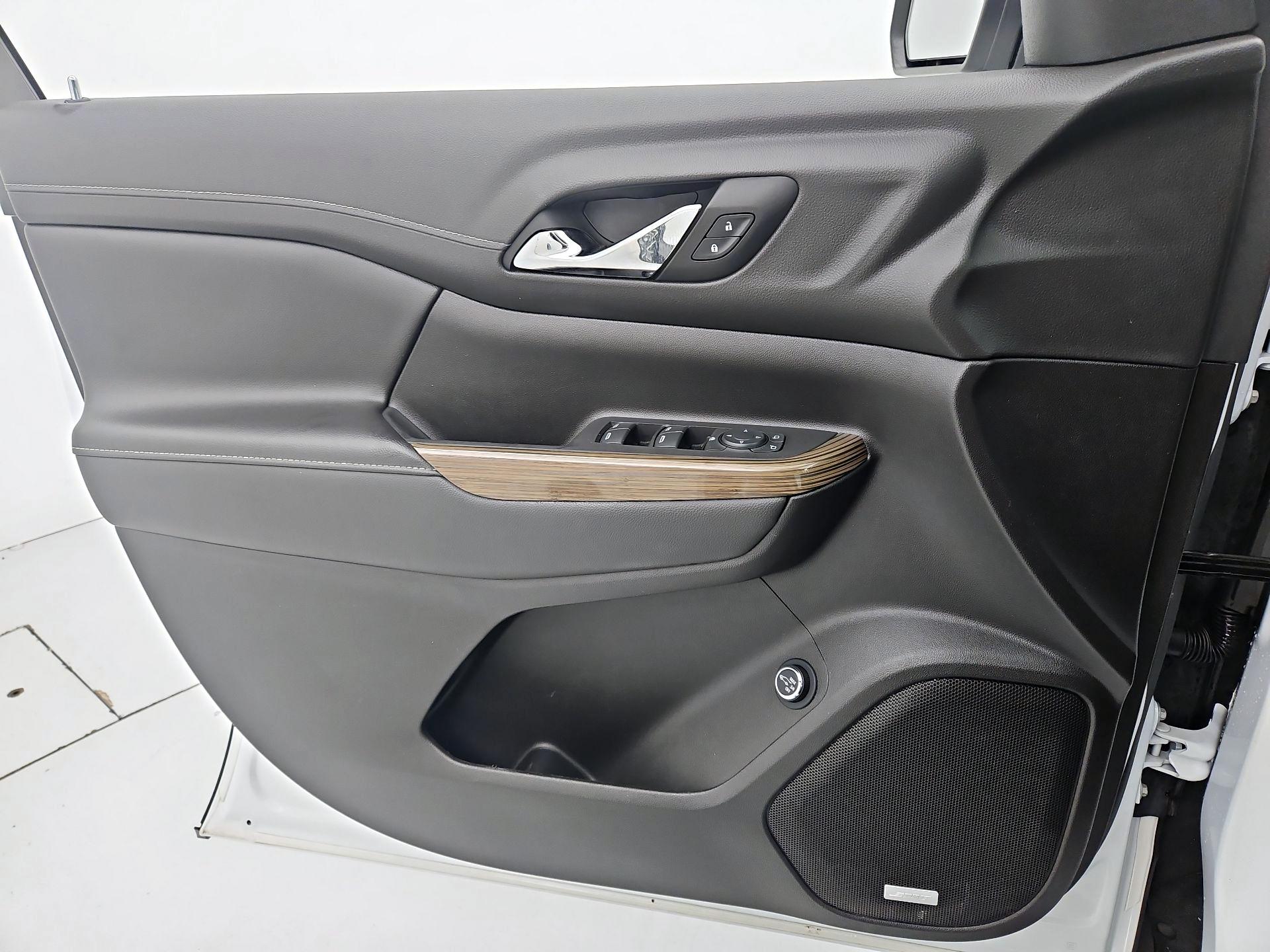 Thumbnail: 2022 GMC Acadia - 12