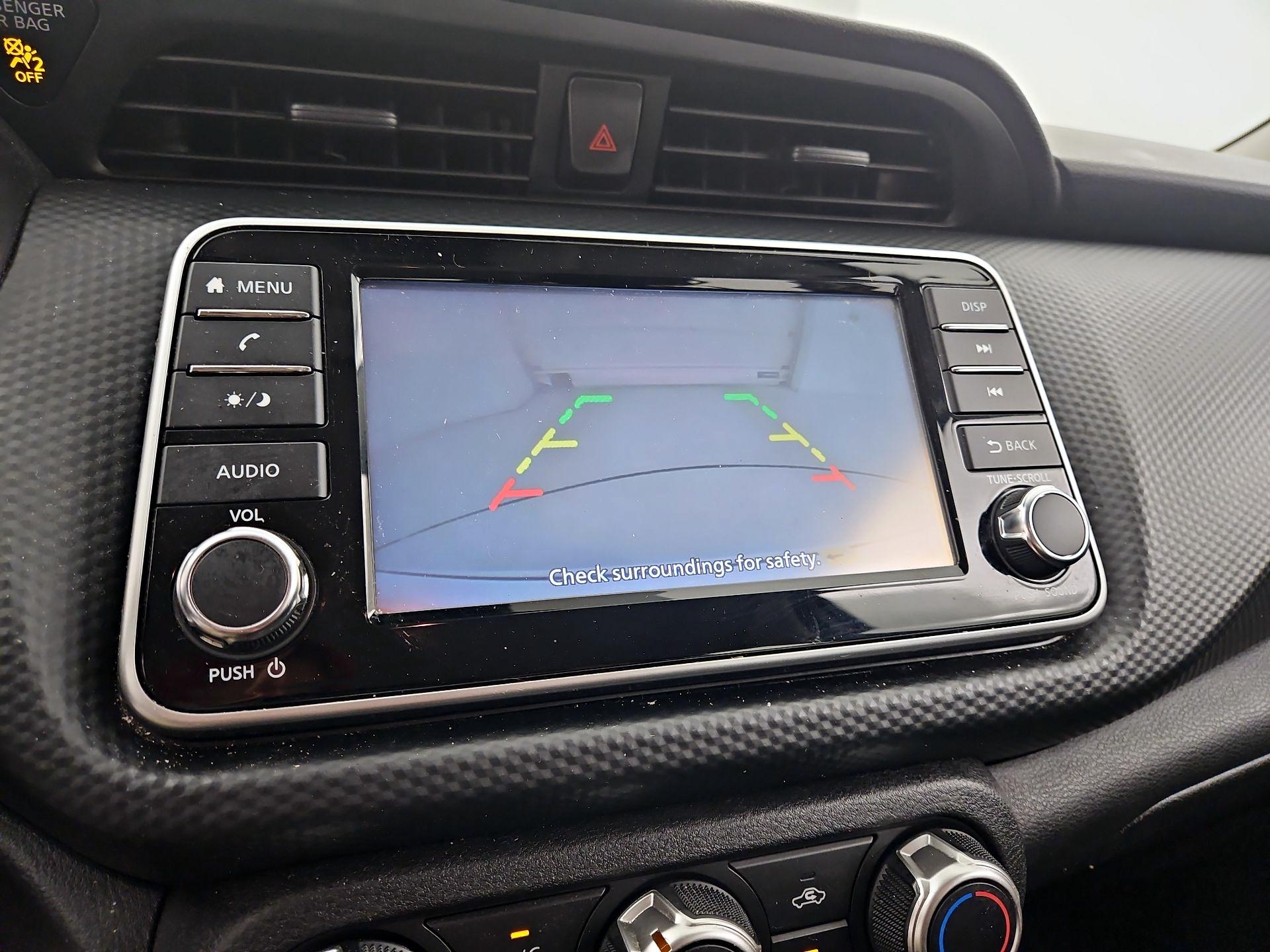 Thumbnail: 2021 Nissan Kicks - 14