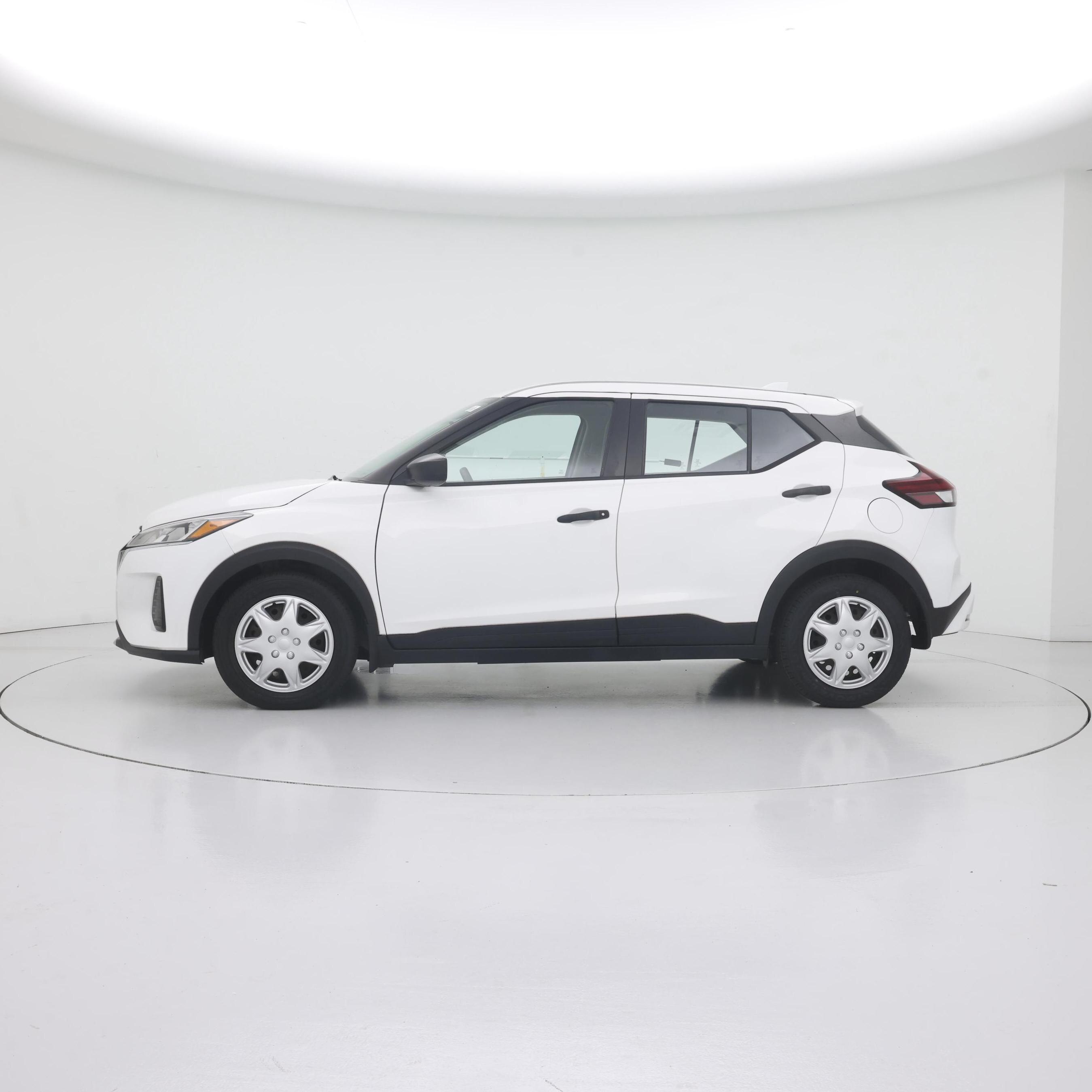 Thumbnail: 2021 Nissan Kicks - 3