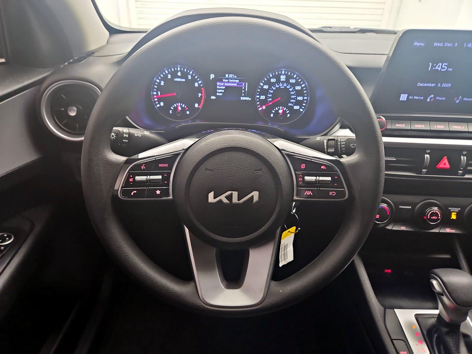 Thumbnail: 2023 Kia Forte - 10