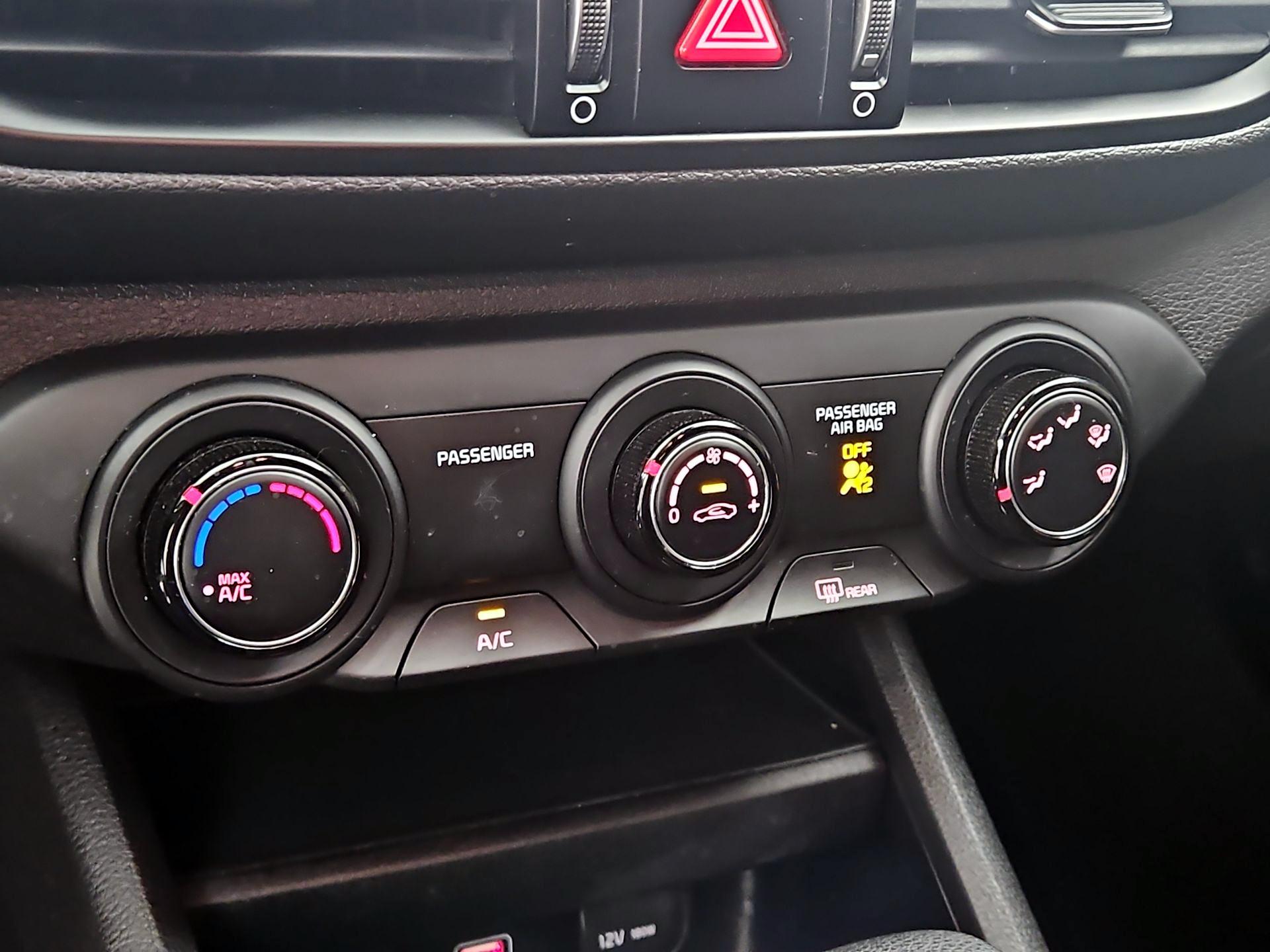 Thumbnail: 2023 Kia Forte - 16