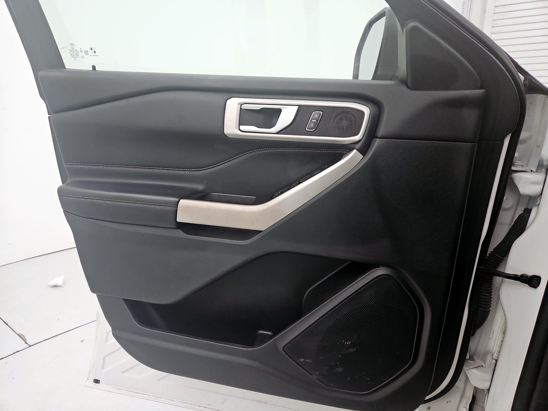 Thumbnail: 2022 Ford Explorer - 12