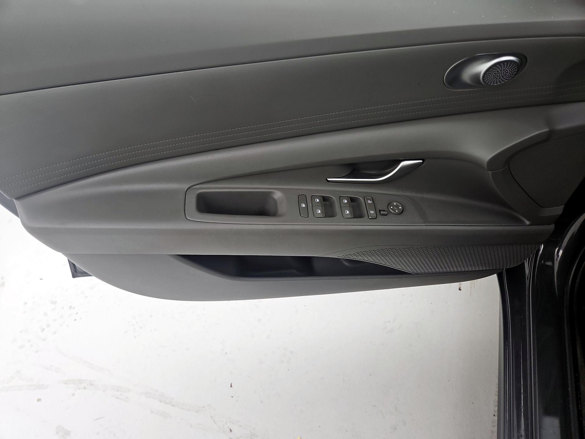 Thumbnail: 2024 Hyundai Elantra - 12