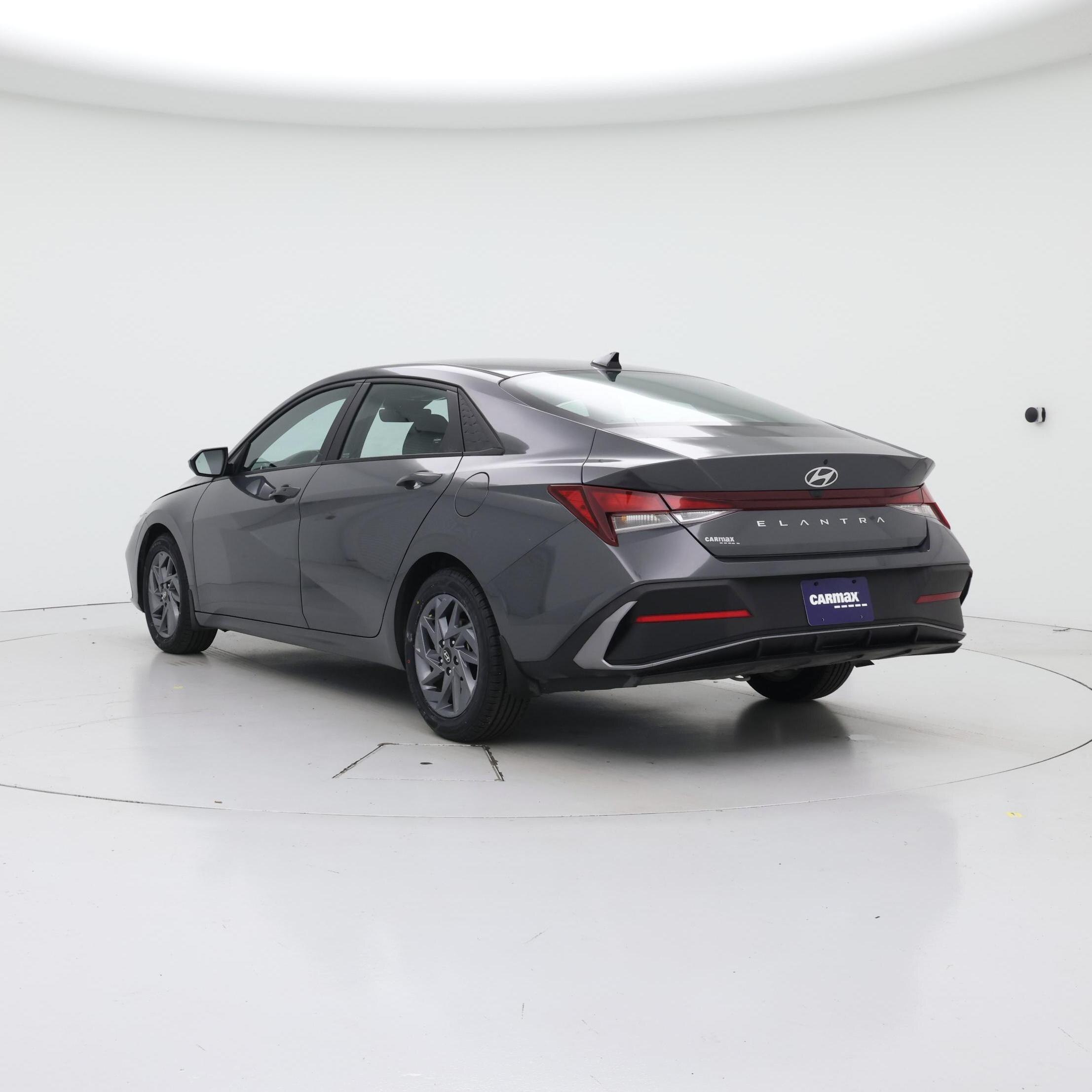 Thumbnail: 2024 Hyundai Elantra - 2