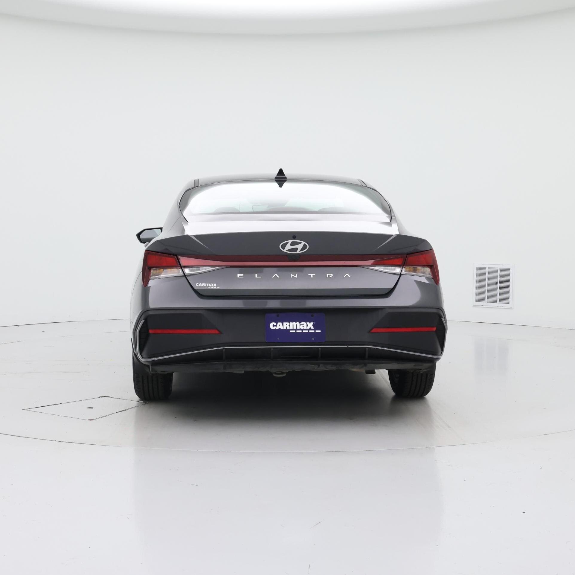 Thumbnail: 2024 Hyundai Elantra - 6