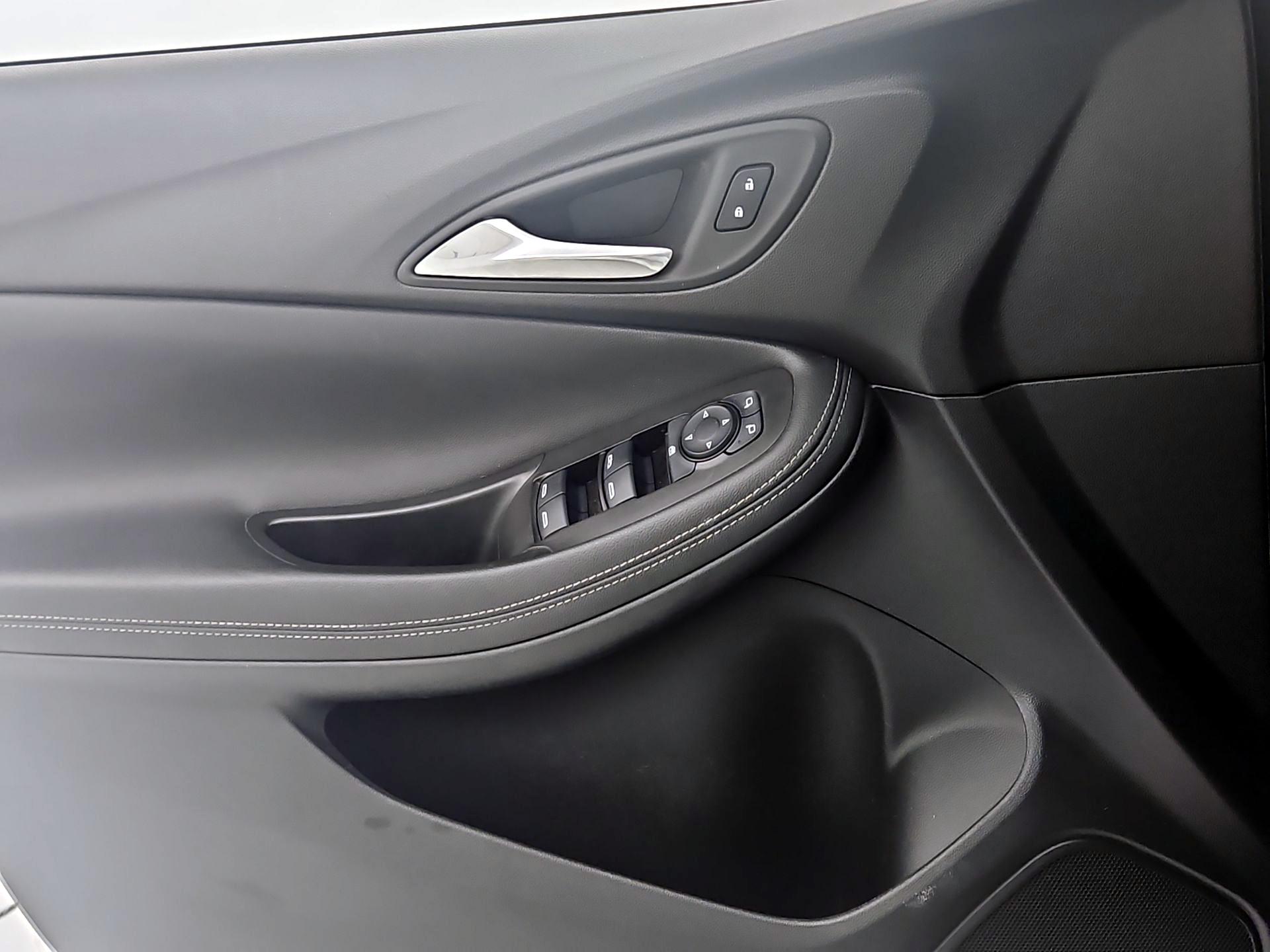 Thumbnail: 2022 Buick Encore GX - 12