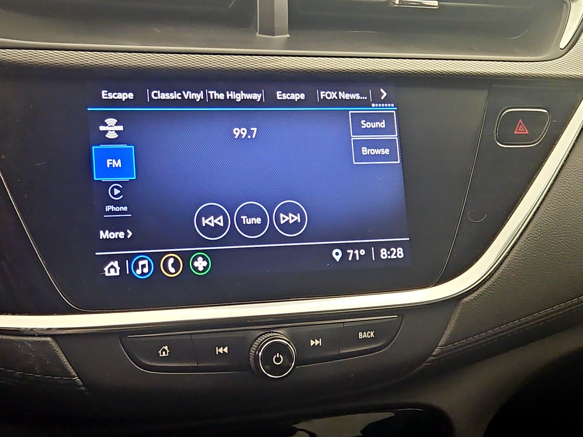 Thumbnail: 2022 Buick Encore GX - 15