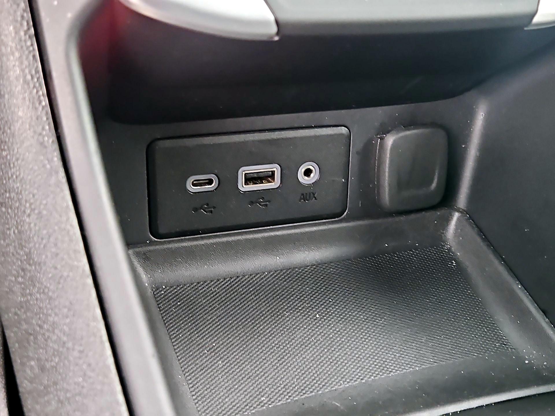 Thumbnail: 2024 GMC Terrain - 18