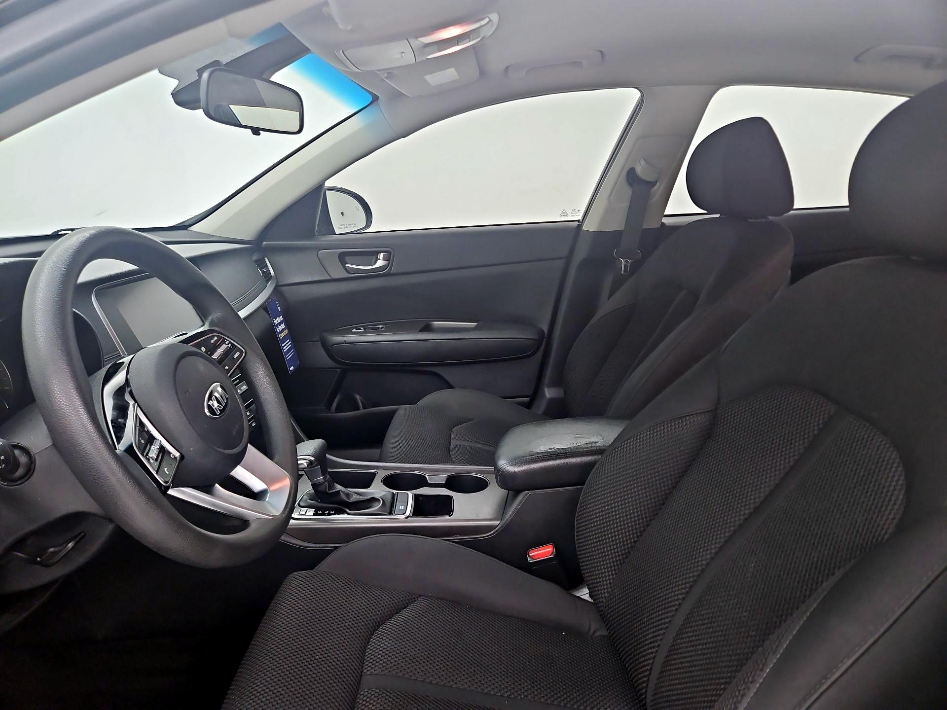 Thumbnail: 2020 Kia Optima - 11