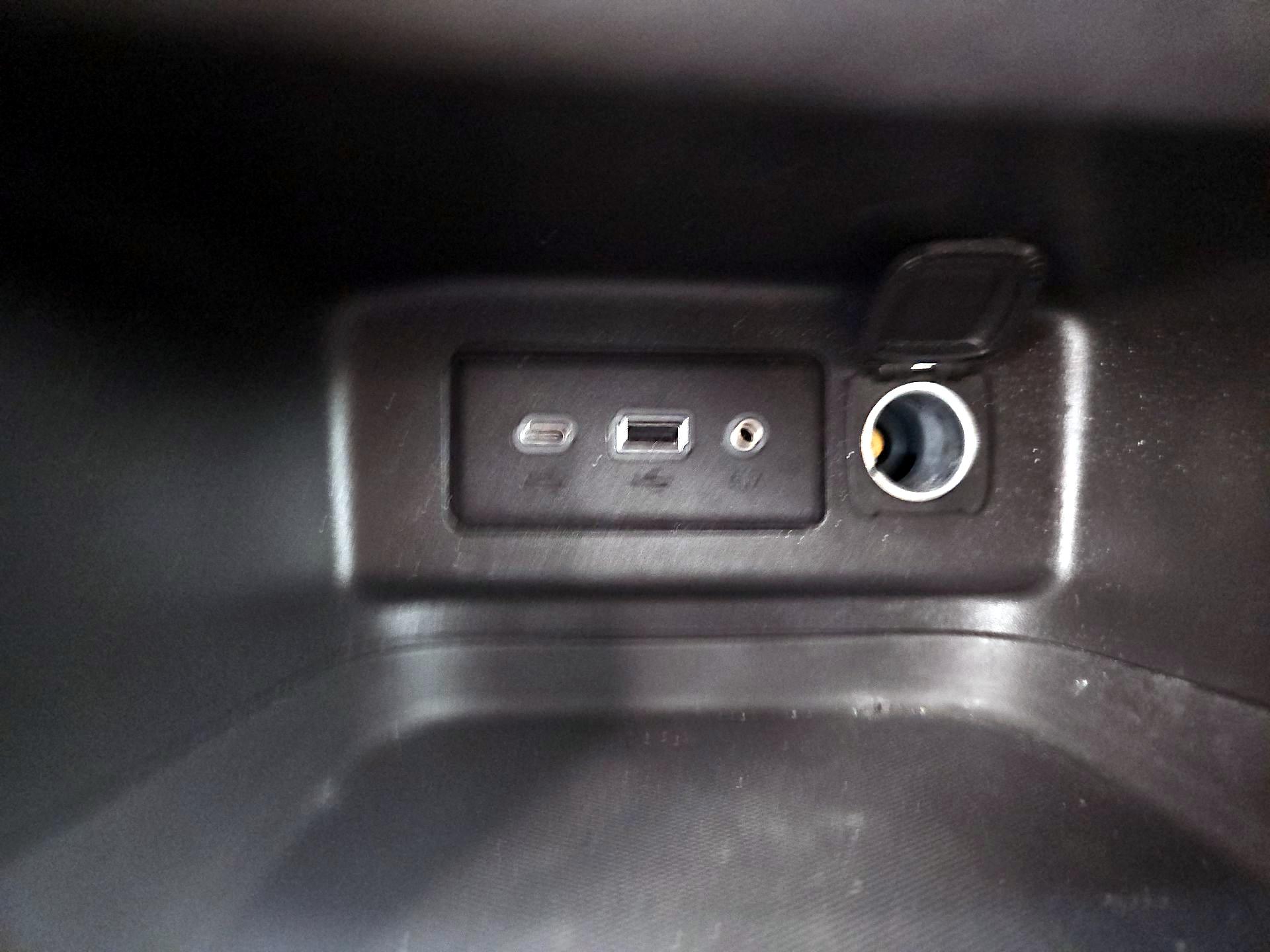 Thumbnail: 2023 Chevrolet Equinox - 18