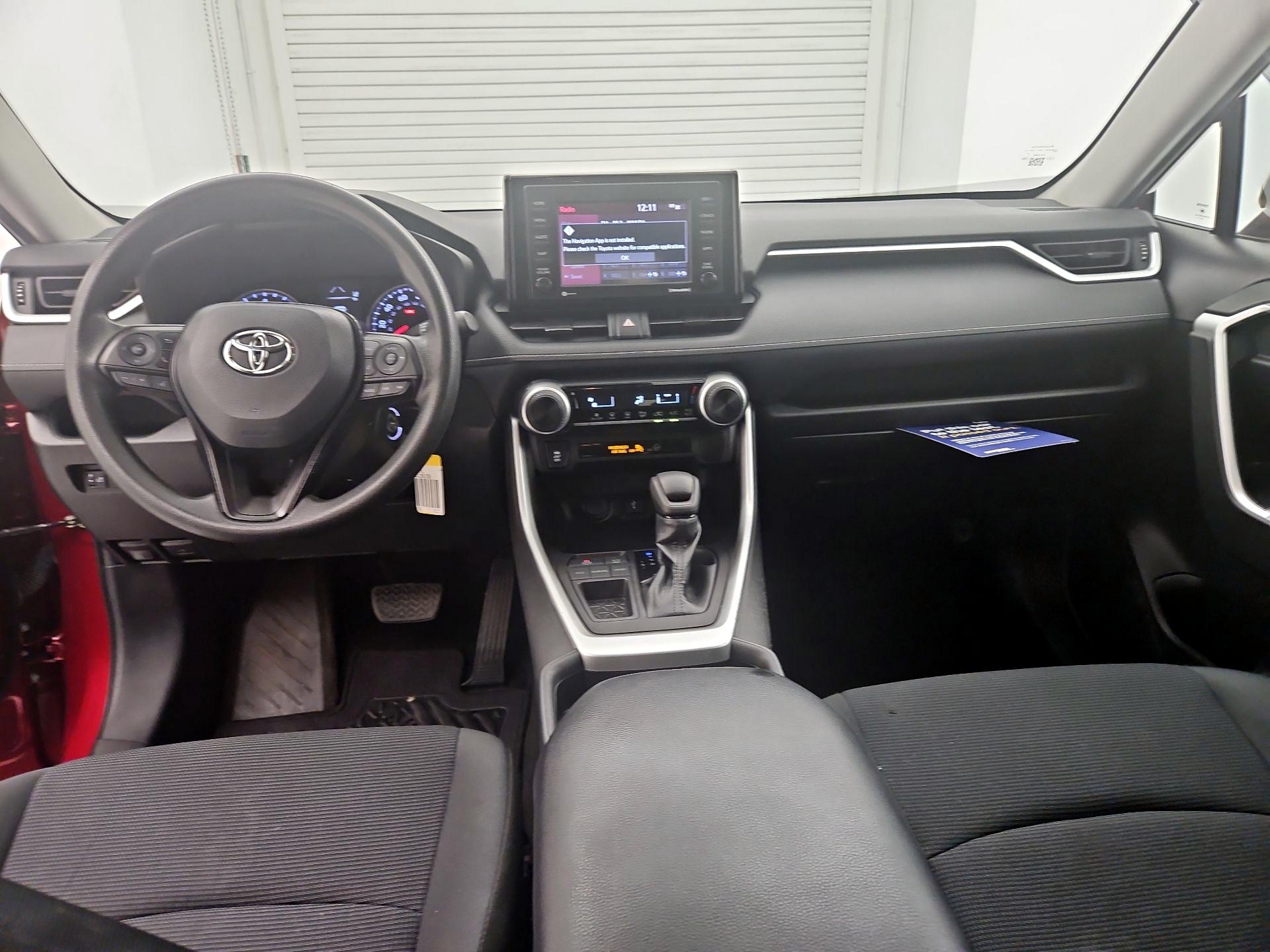 Thumbnail: 2021 Toyota RAV4 - 9