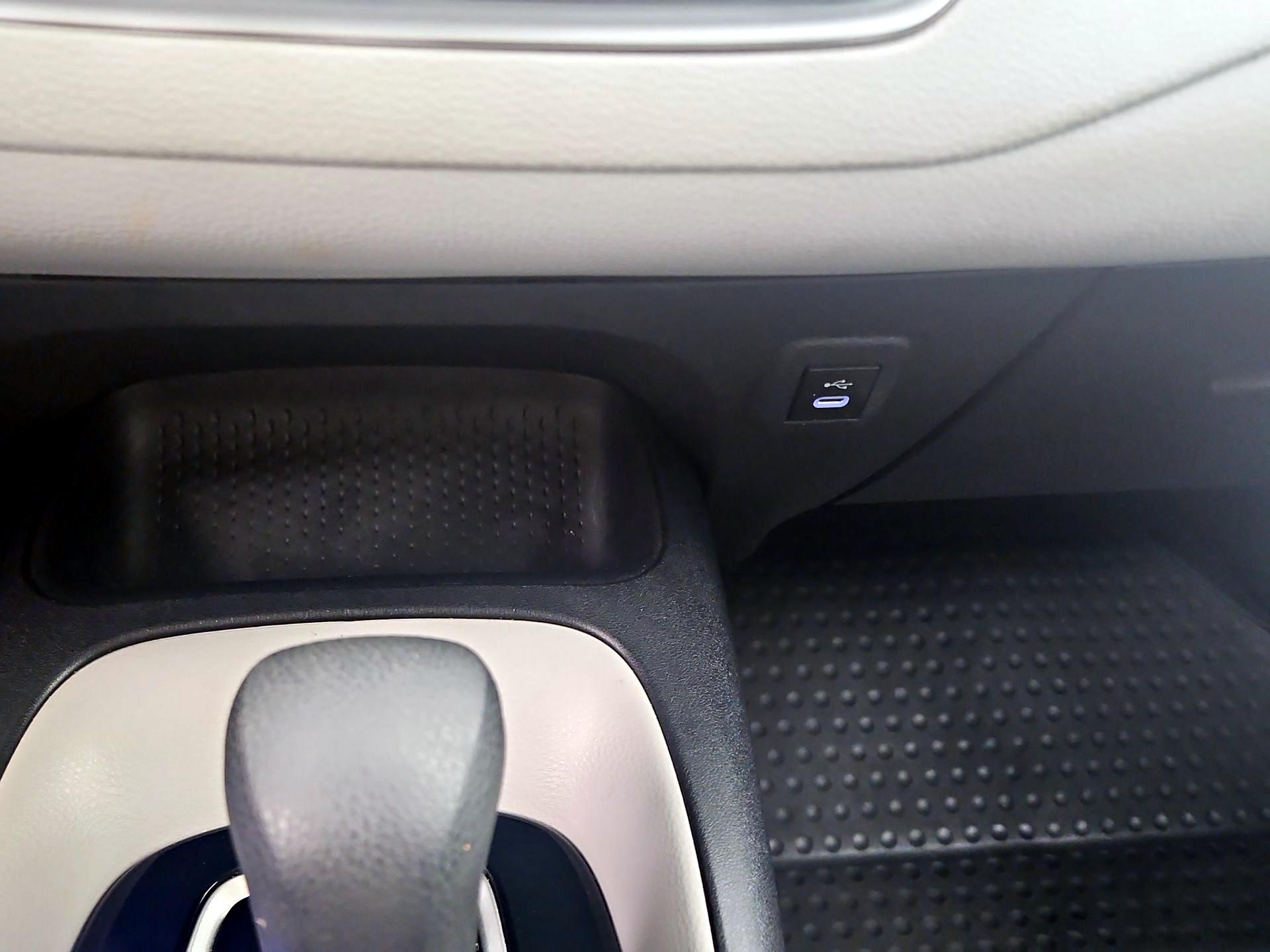 Thumbnail: 2024 Toyota Corolla - 18