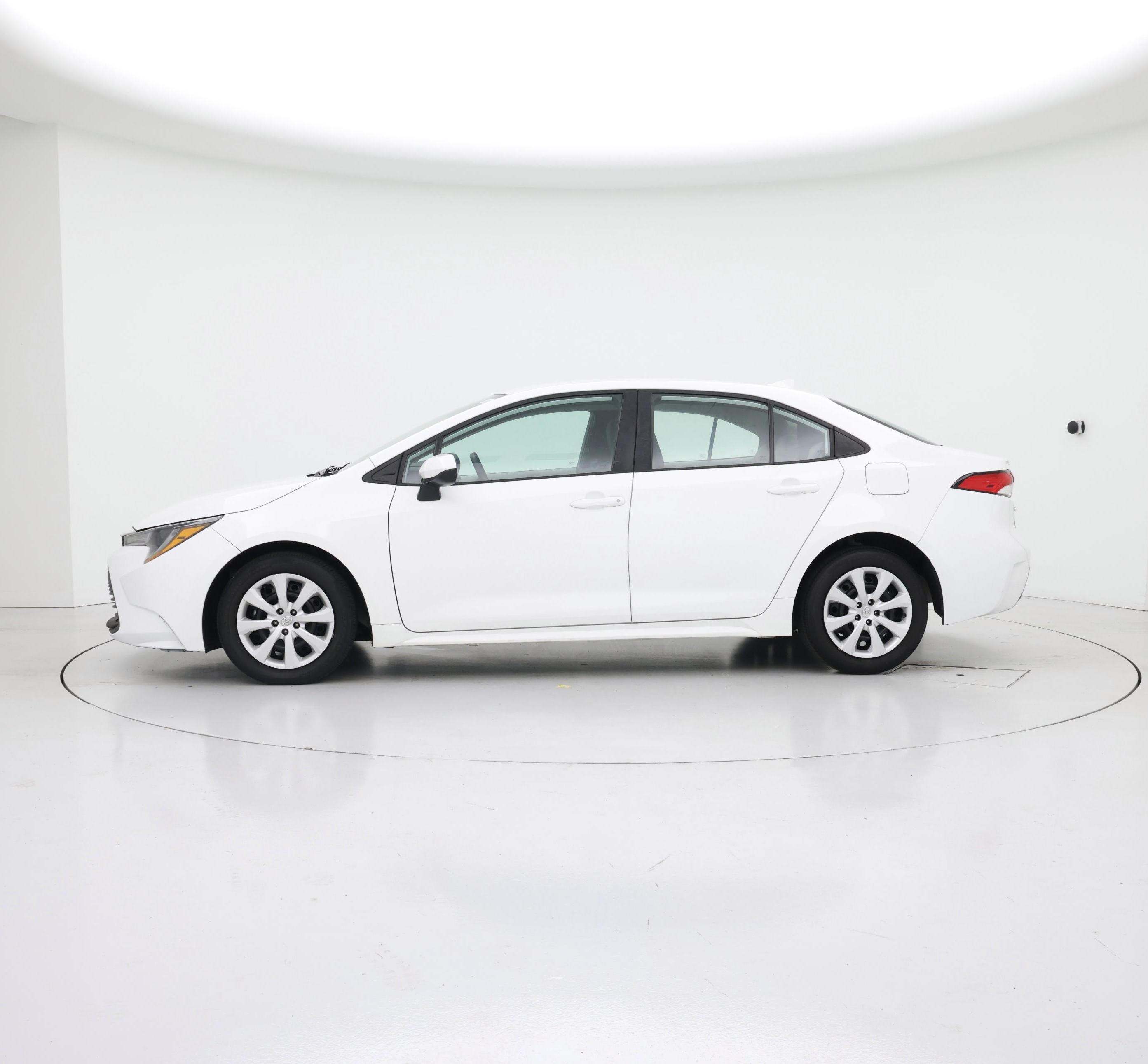 Thumbnail: 2024 Toyota Corolla - 3