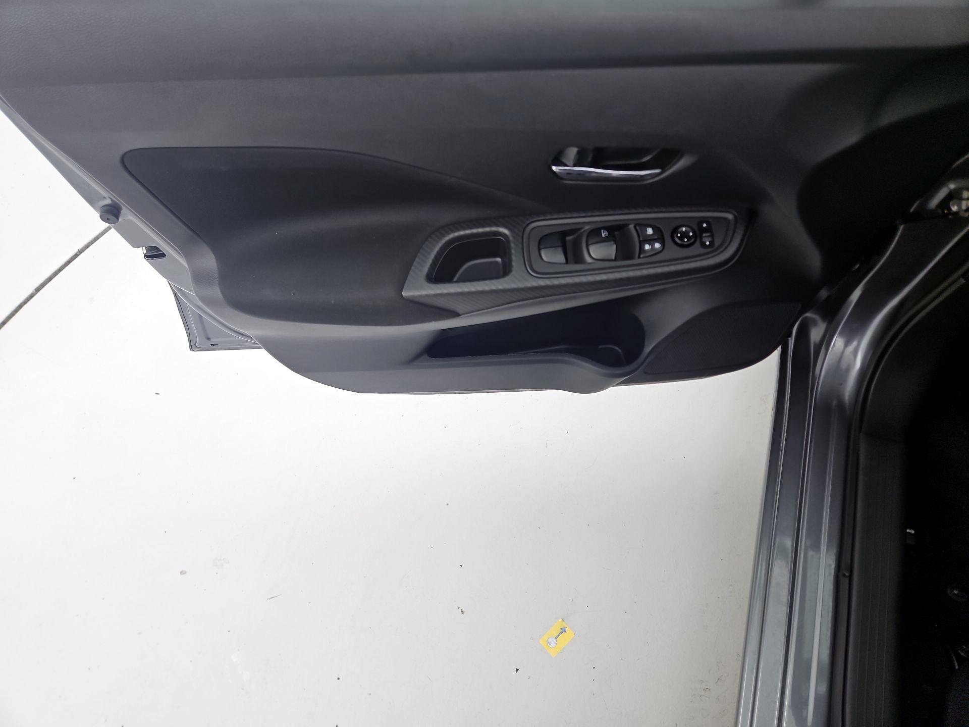 Thumbnail: 2021 Nissan Versa - 12