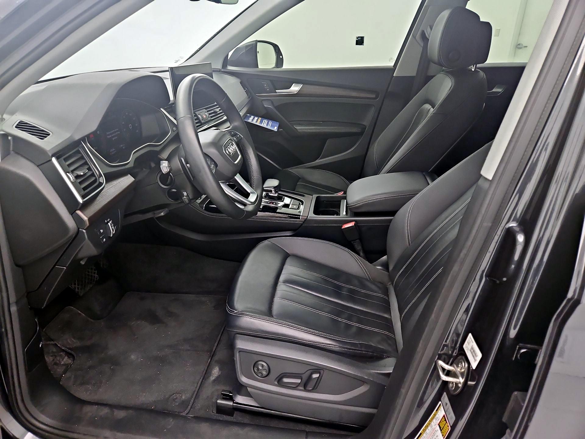 Thumbnail: 2021 Audi Q5 - 11