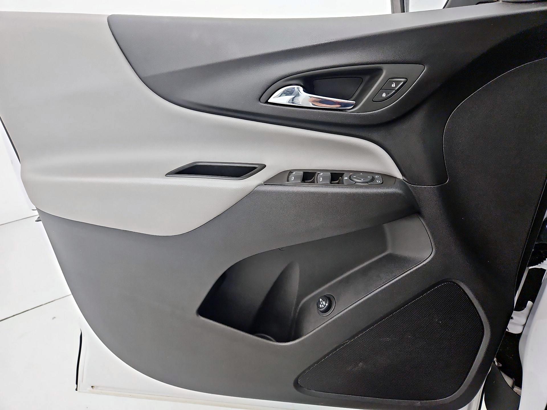 Thumbnail: 2023 Chevrolet Equinox - 12