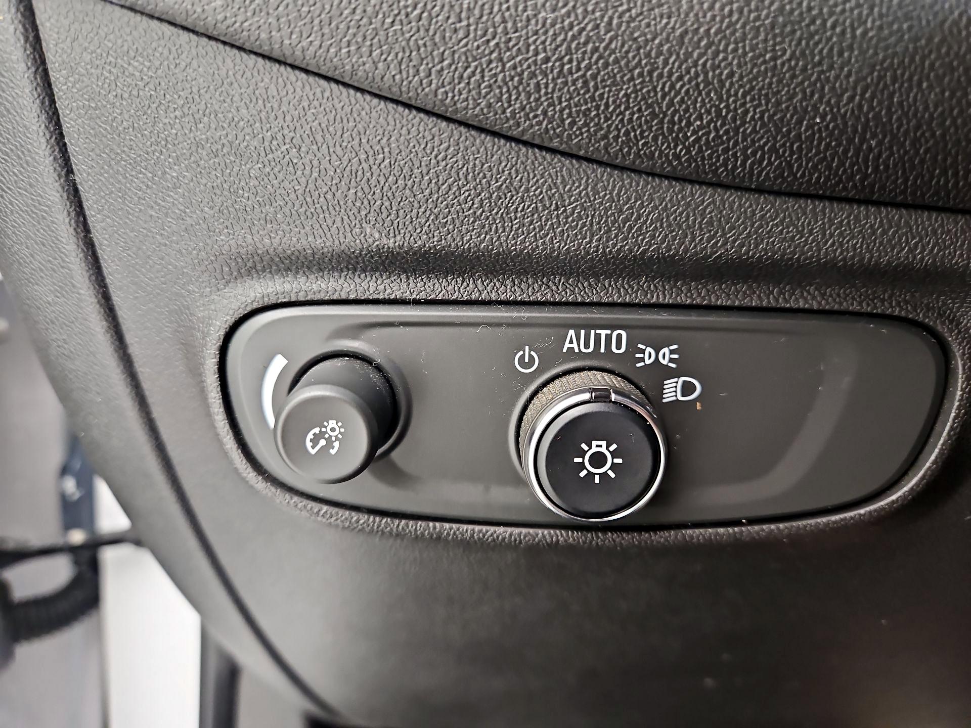 Thumbnail: 2023 Chevrolet Equinox - 13