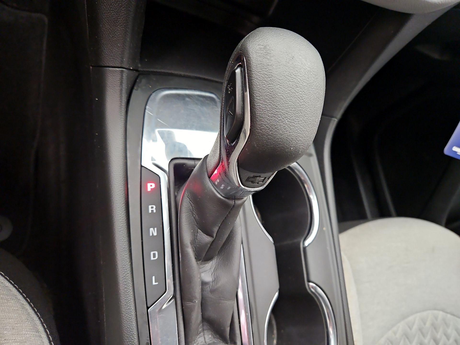 Thumbnail: 2023 Chevrolet Equinox - 17