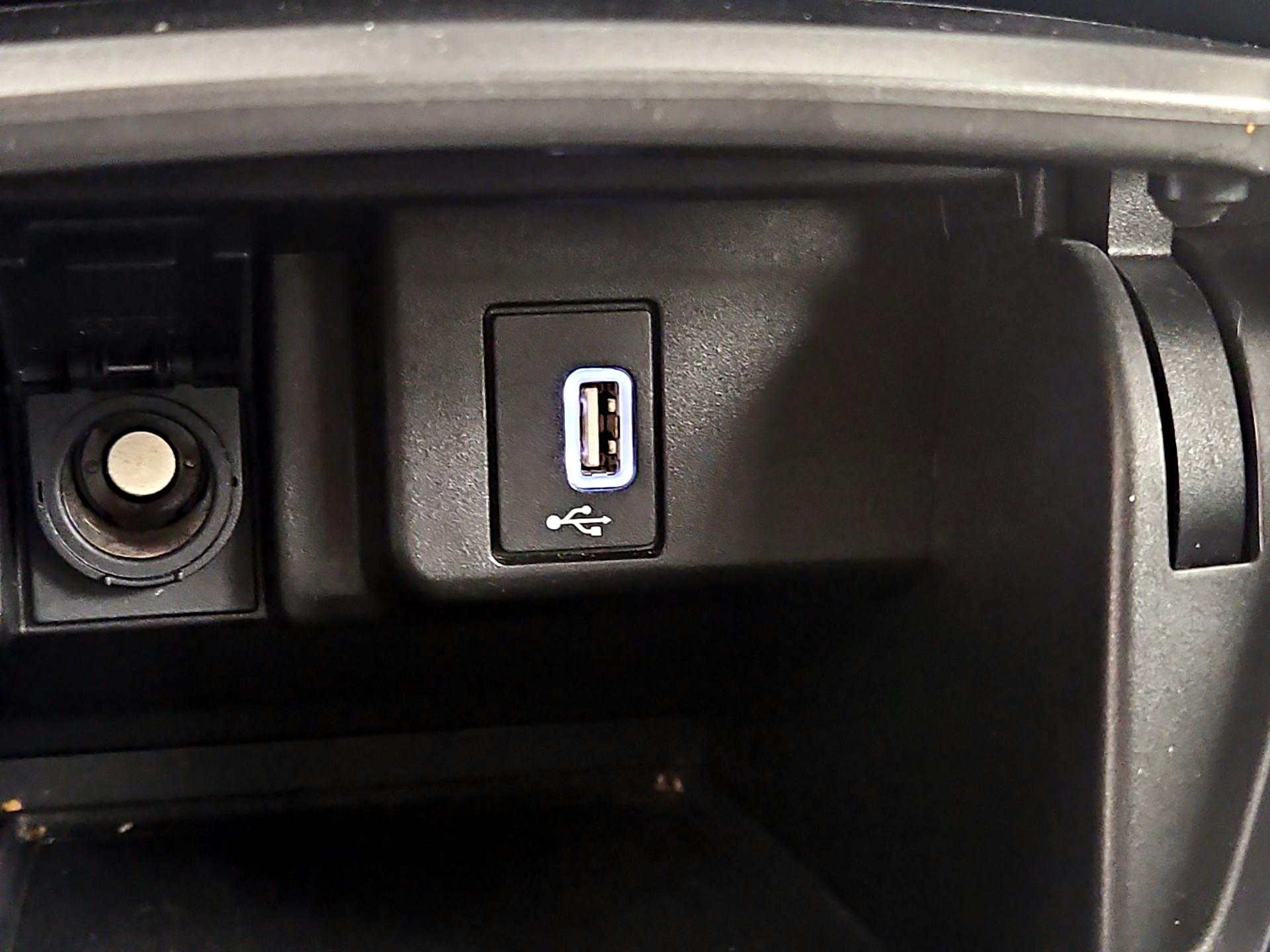 Thumbnail: 2019 Honda Accord - 18