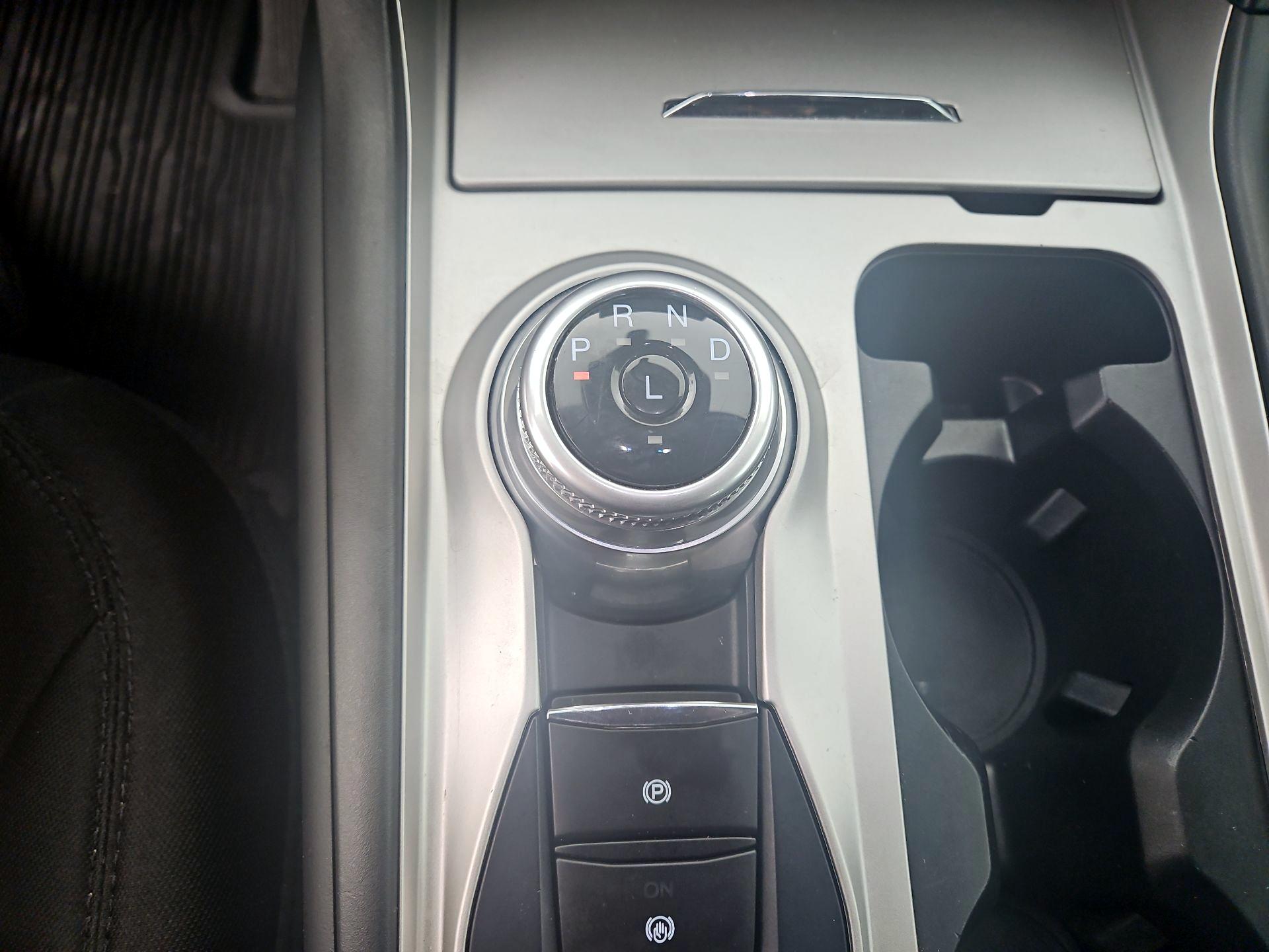 Thumbnail: 2022 Ford Explorer - 17