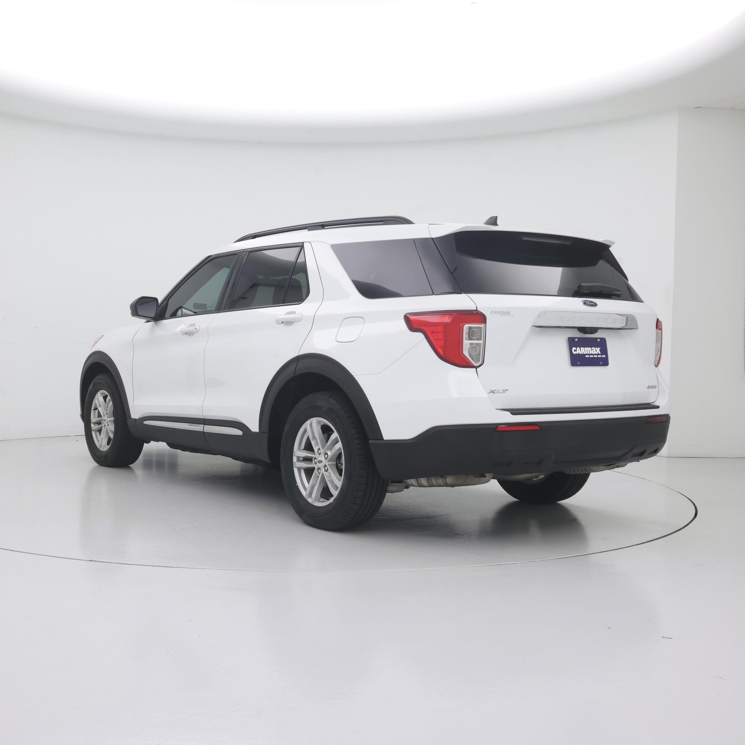 Thumbnail: 2022 Ford Explorer - 2