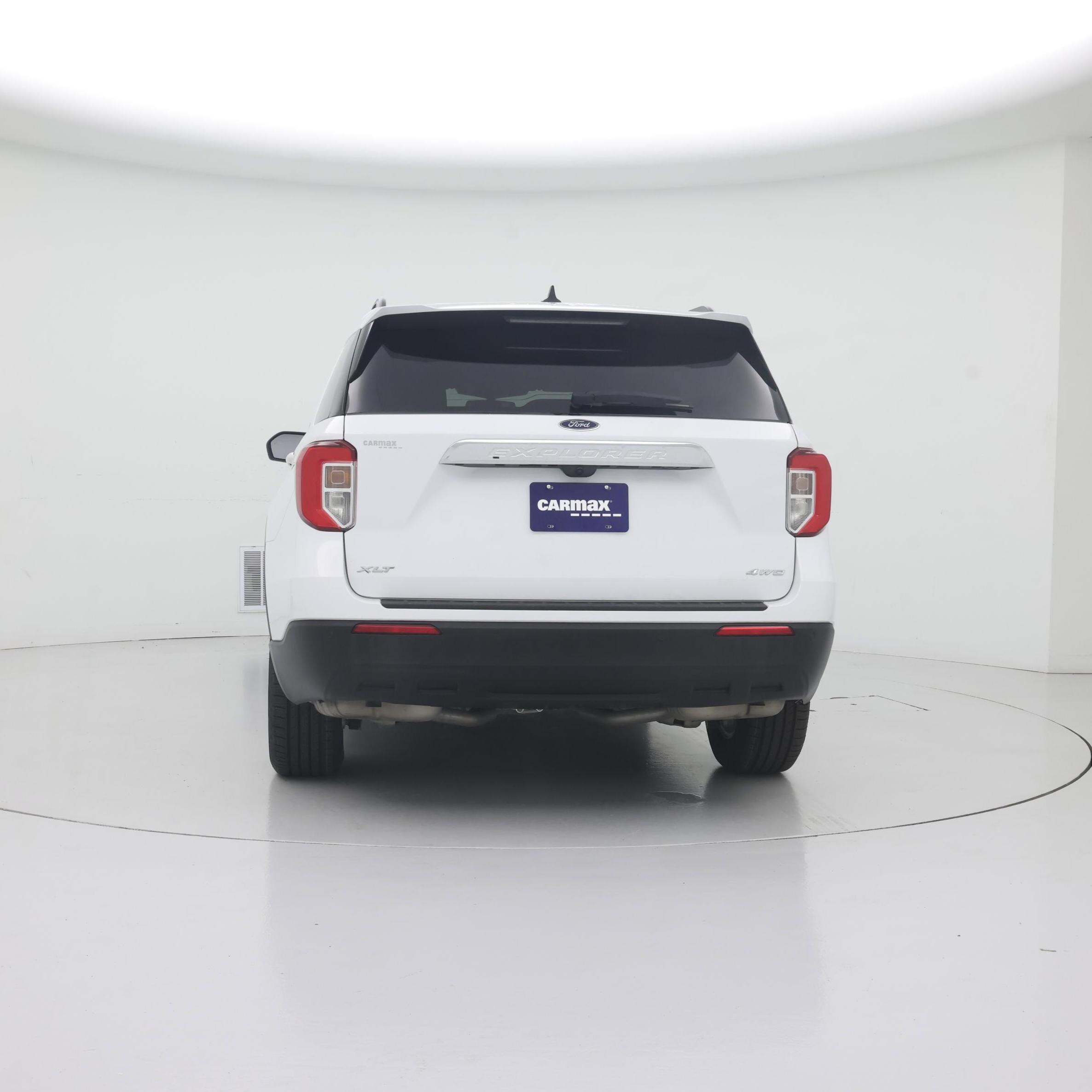 Thumbnail: 2022 Ford Explorer - 6