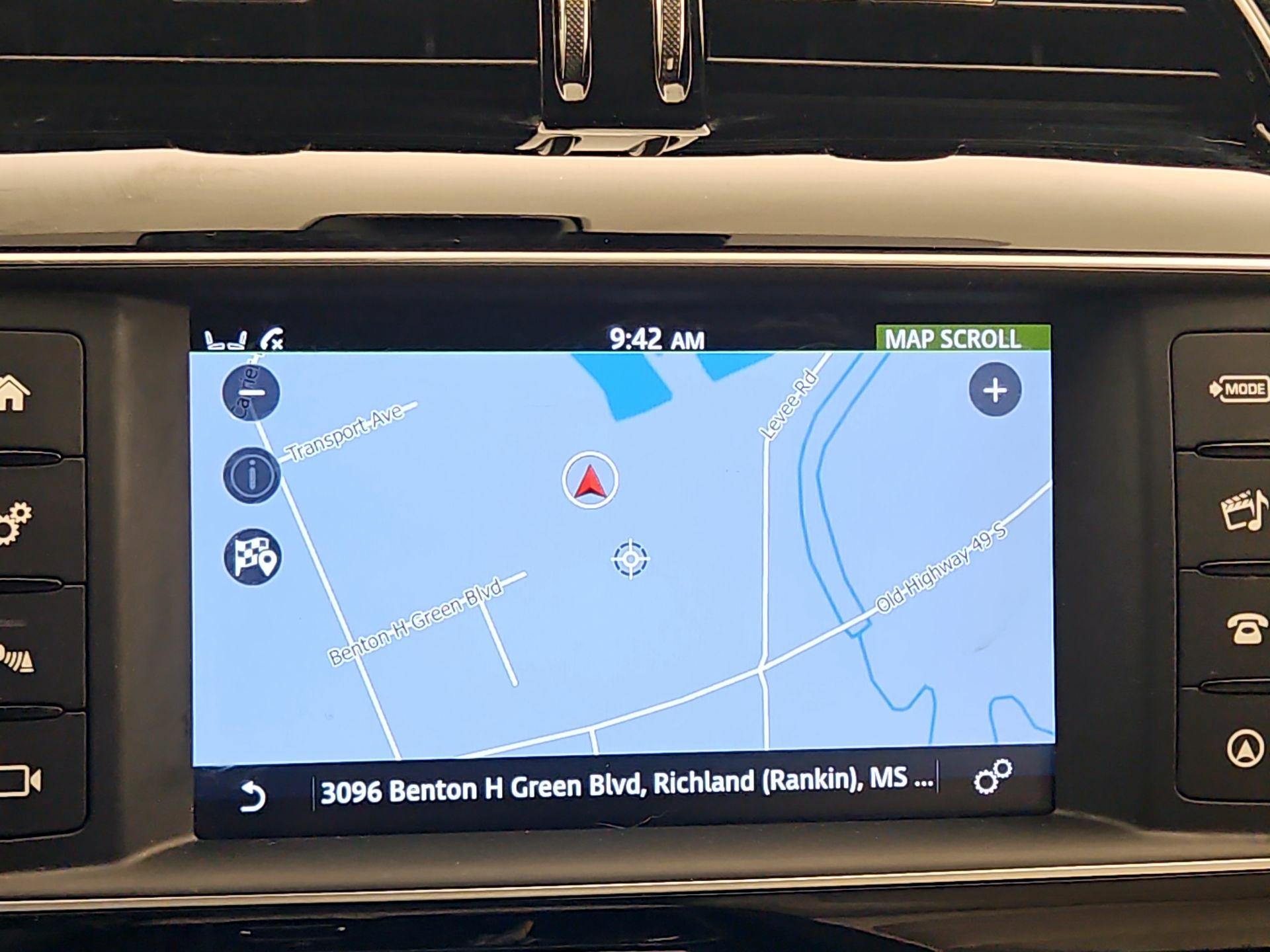 Thumbnail: 2018 Jaguar F-Pace - 14