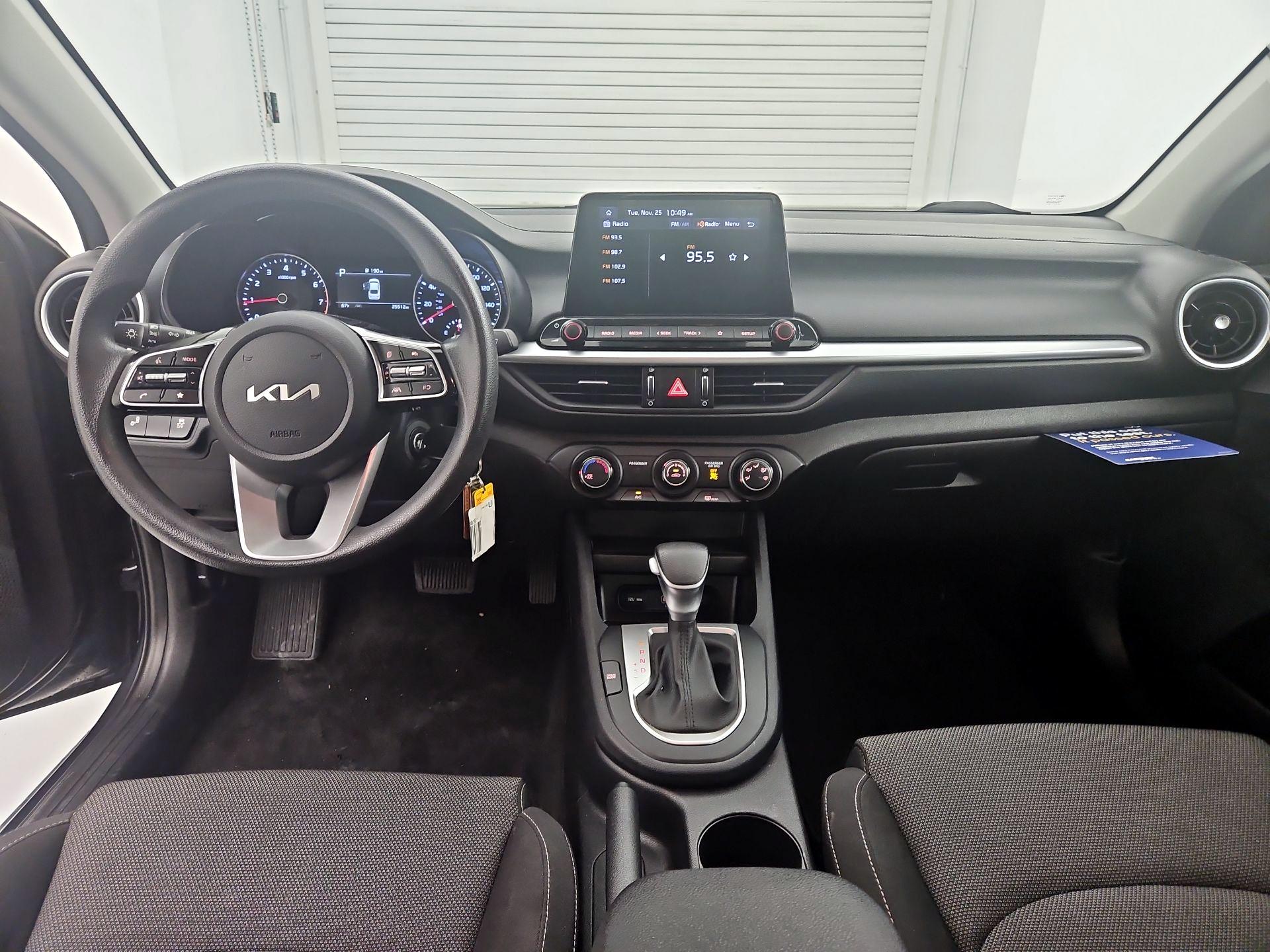 Thumbnail: 2024 Kia Forte - 9