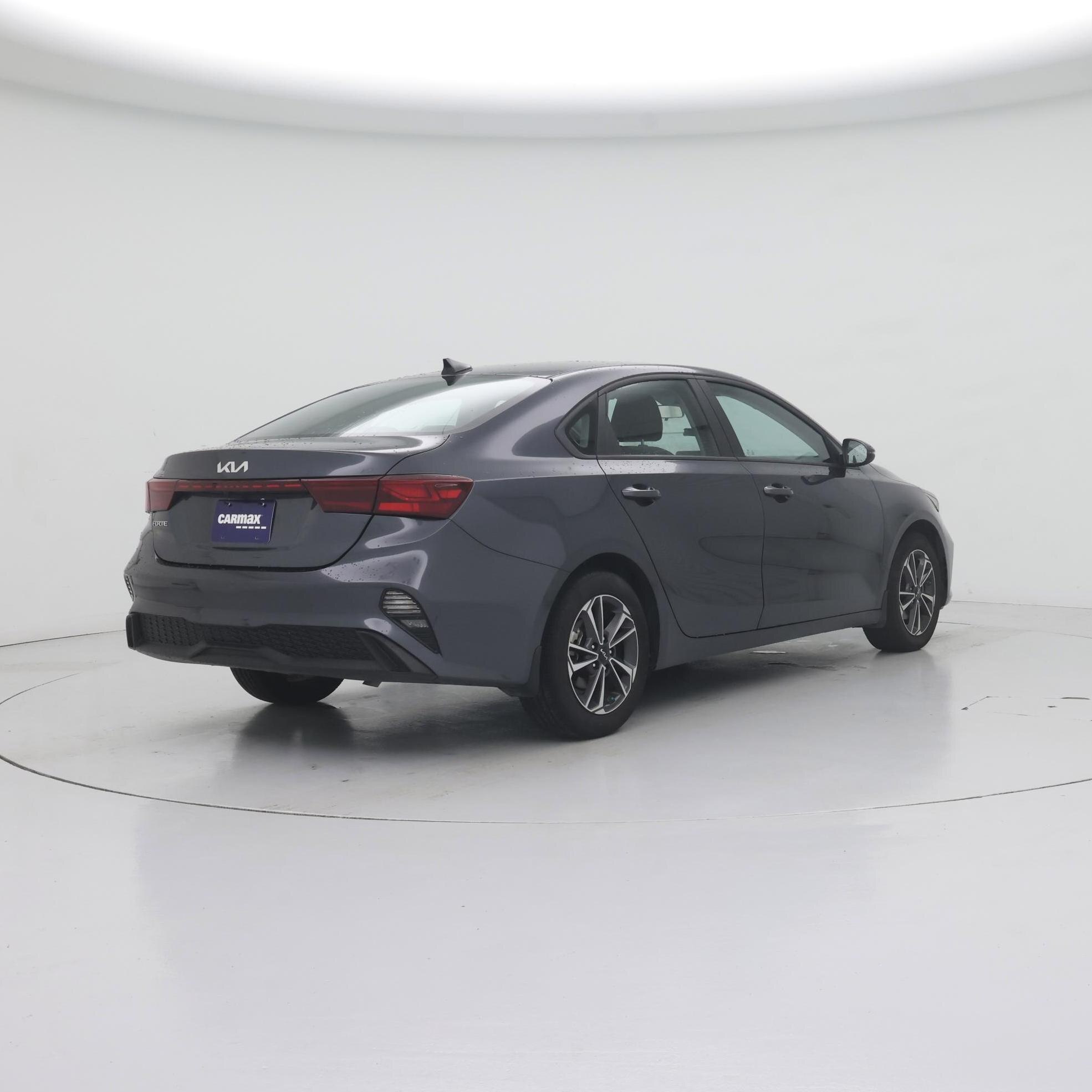 Thumbnail: 2024 Kia Forte - 8