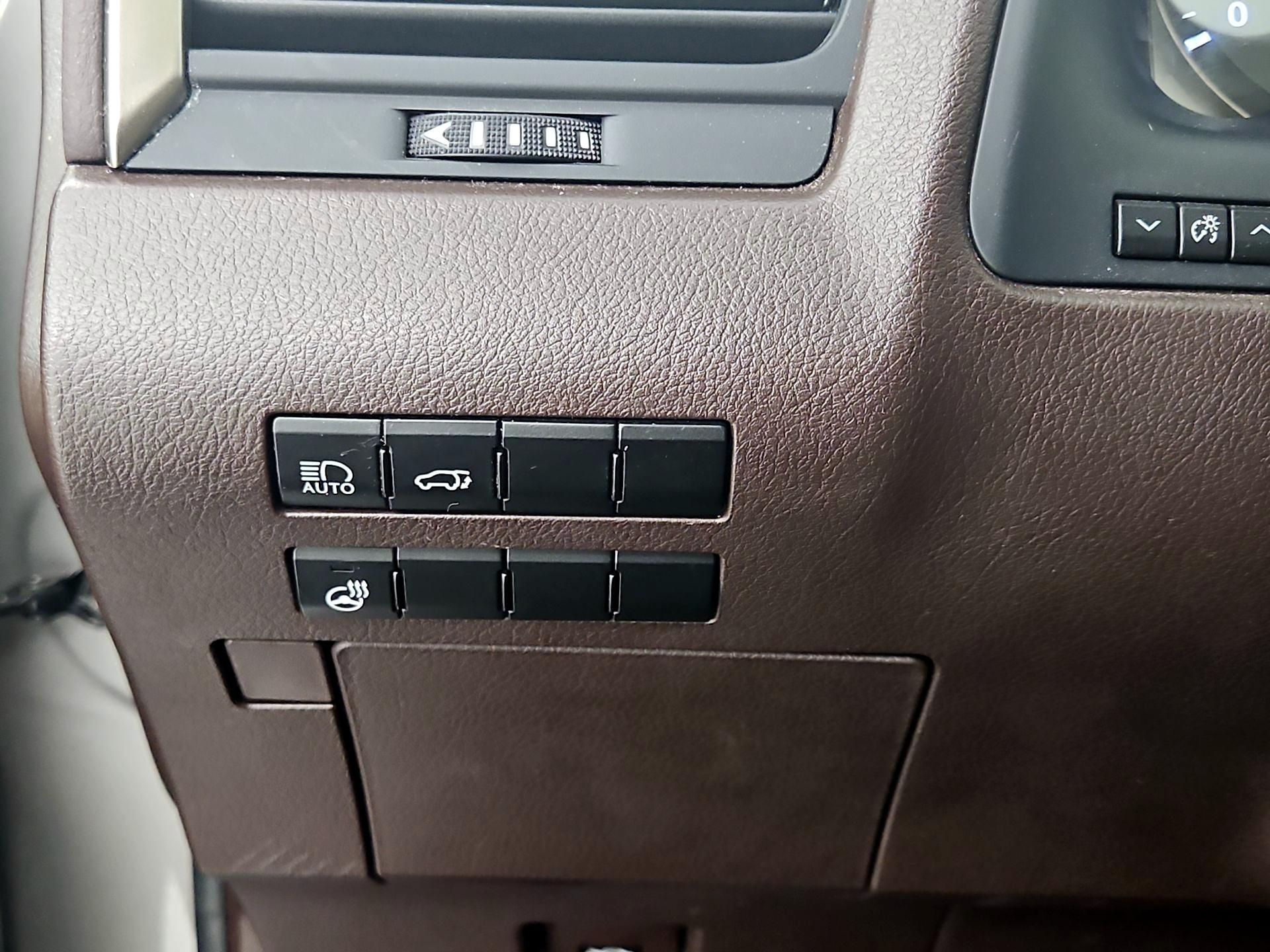 Thumbnail: 2020 Lexus RX - 13