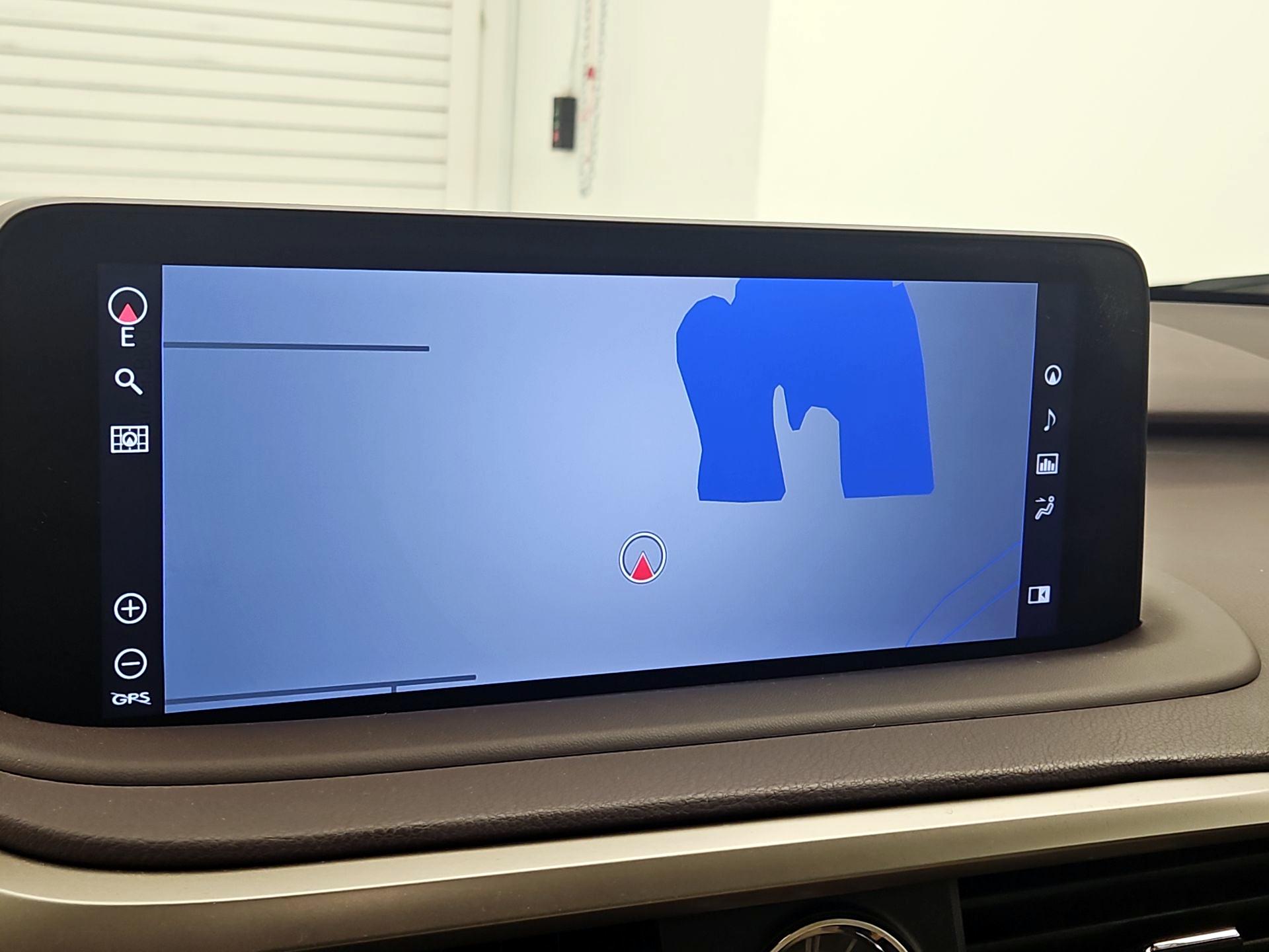 Thumbnail: 2020 Lexus RX - 14