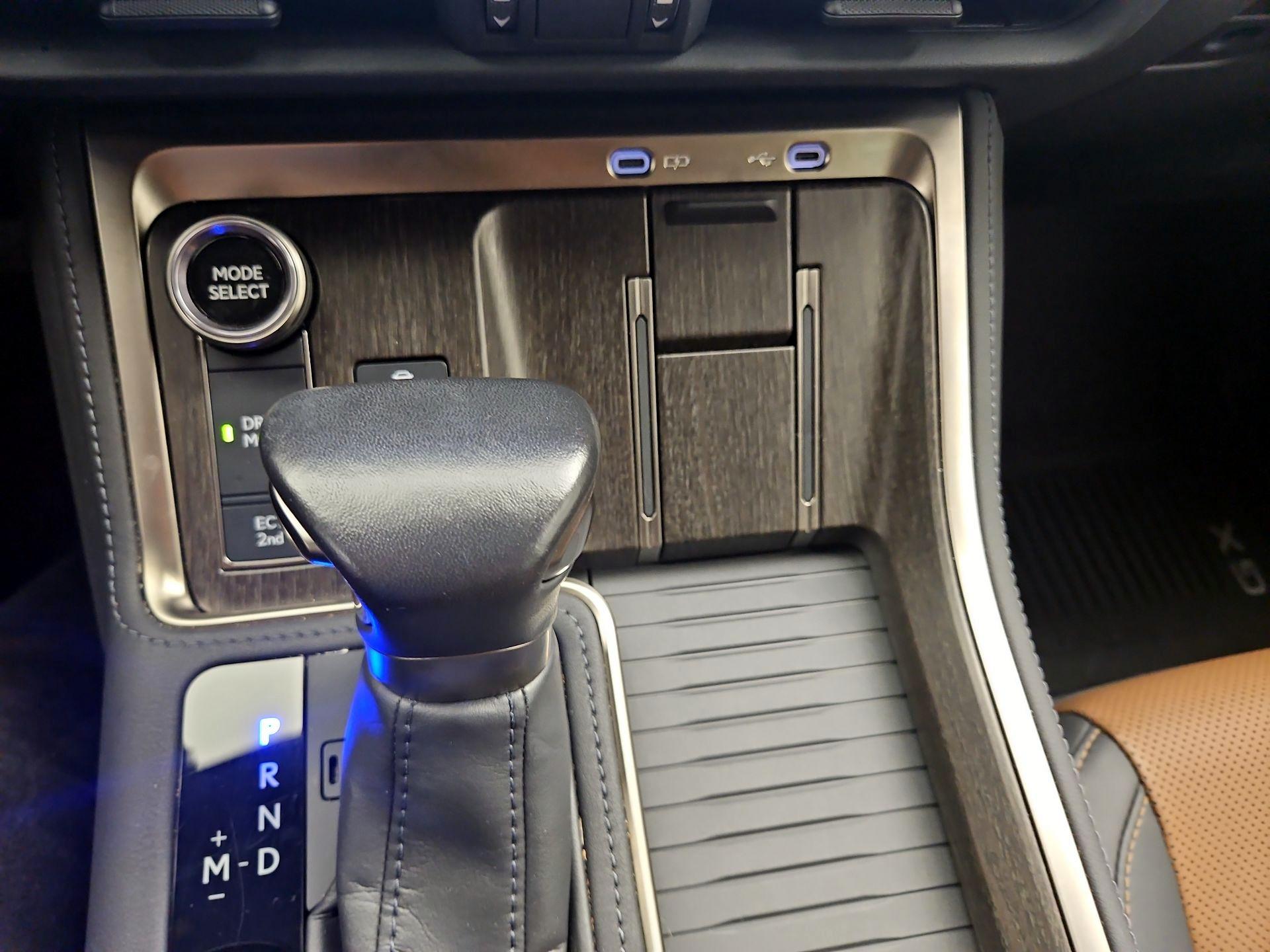 Thumbnail: 2024 Lexus GX - 18