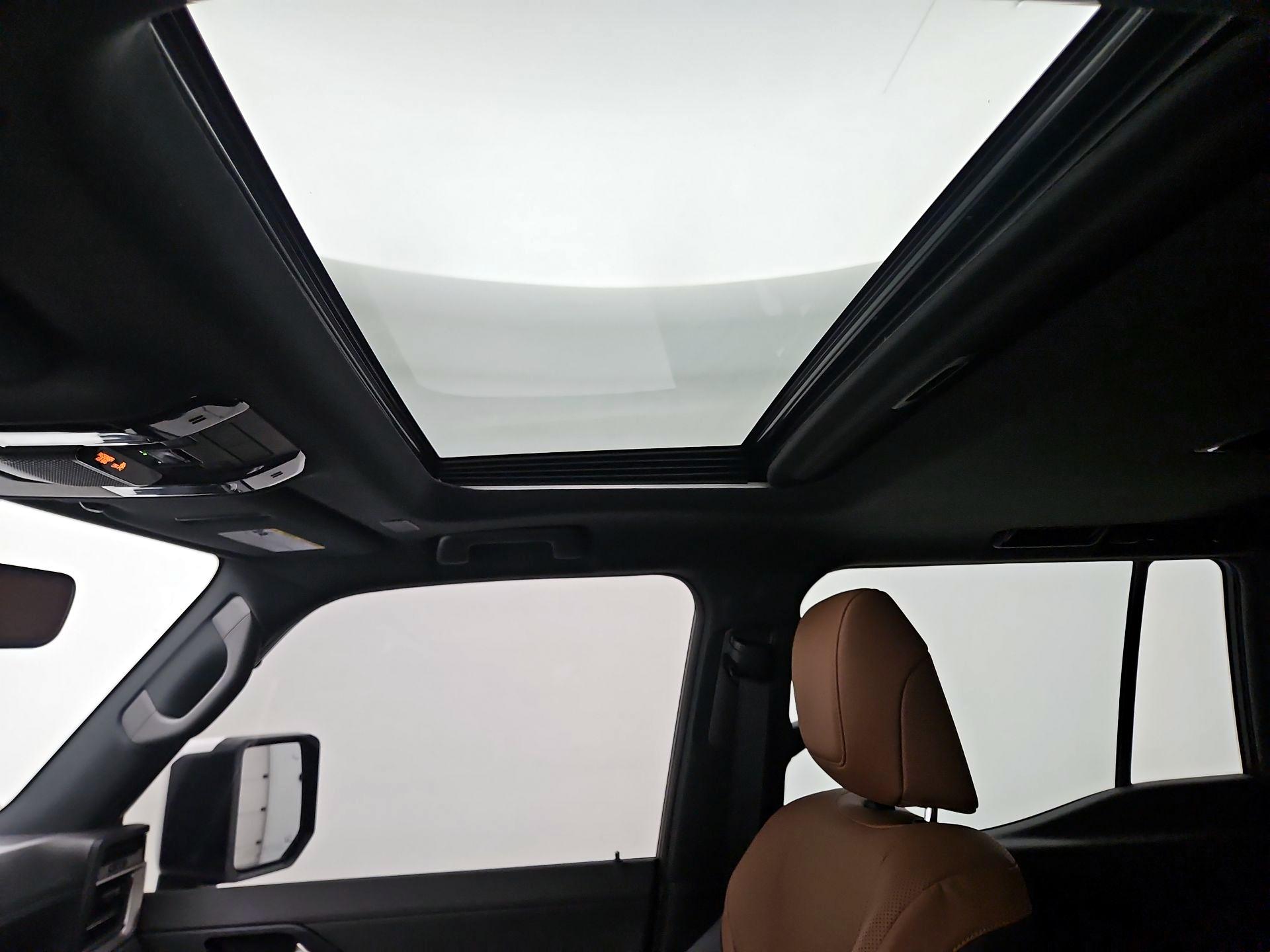 Thumbnail: 2024 Lexus GX - 19