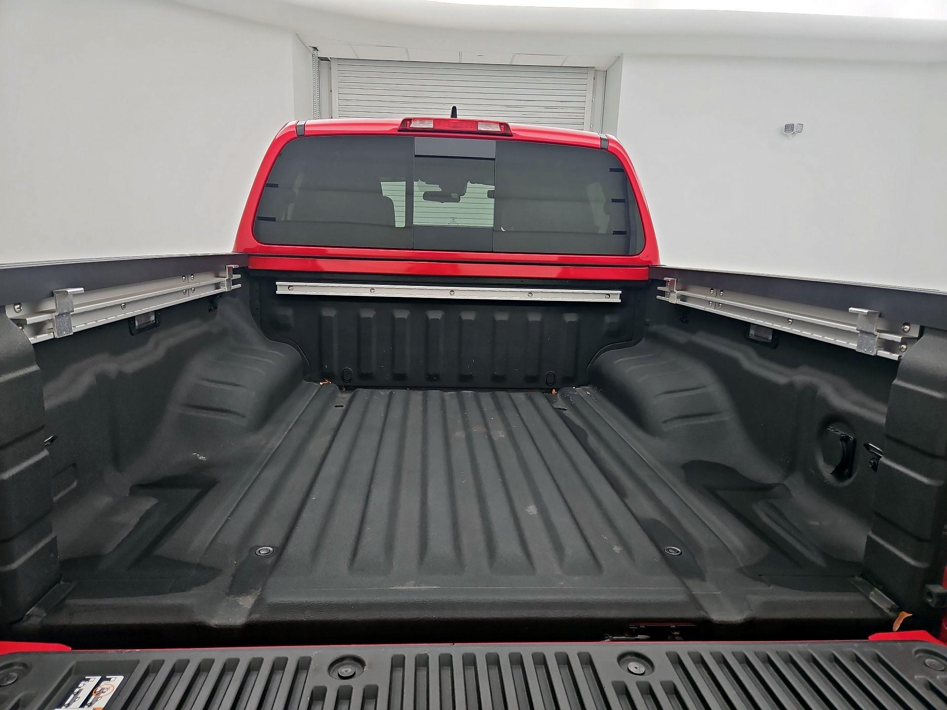 Thumbnail: 2024 Nissan Frontier - 20