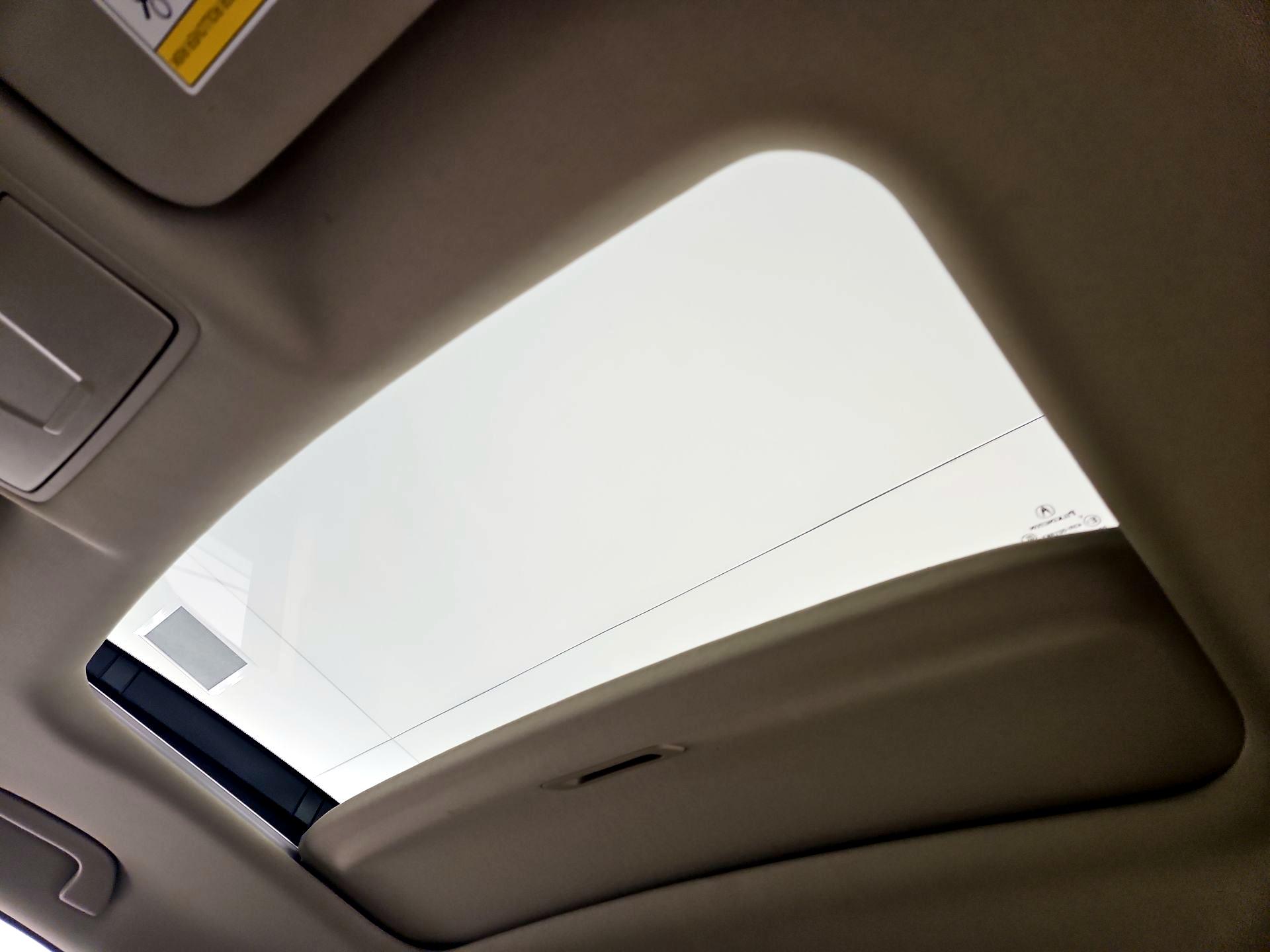 Thumbnail: 2018 Acura MDX - 19