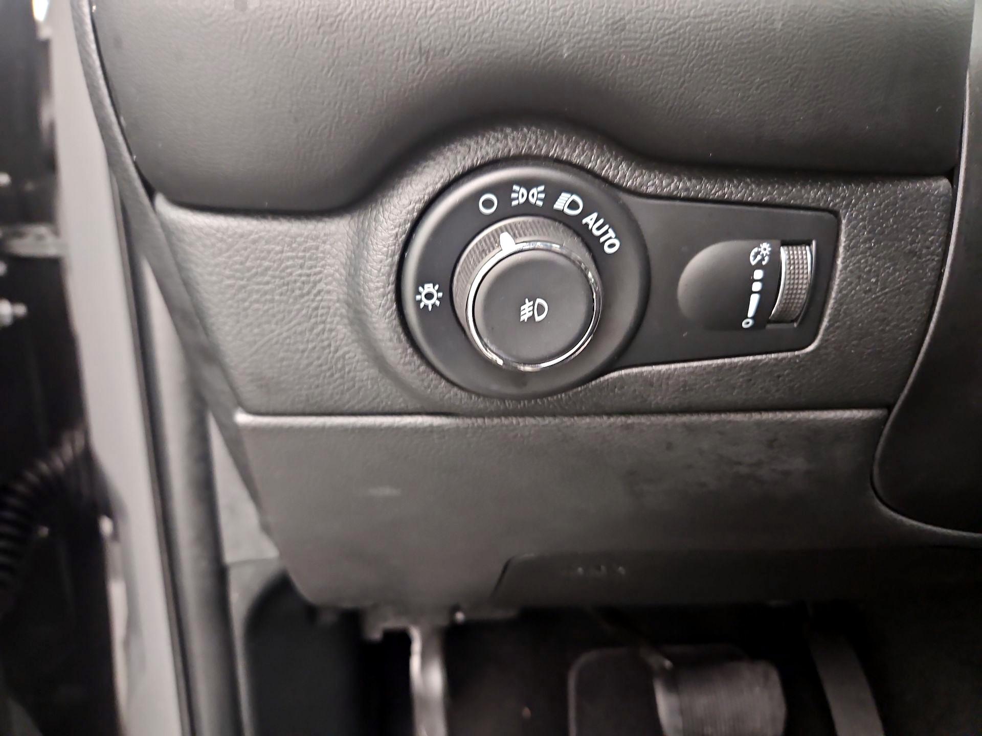 Thumbnail: 2023 Dodge Durango - 13