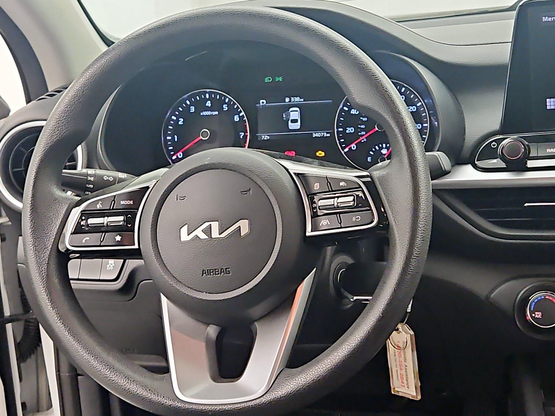 Thumbnail: 2024 Kia Forte - 10