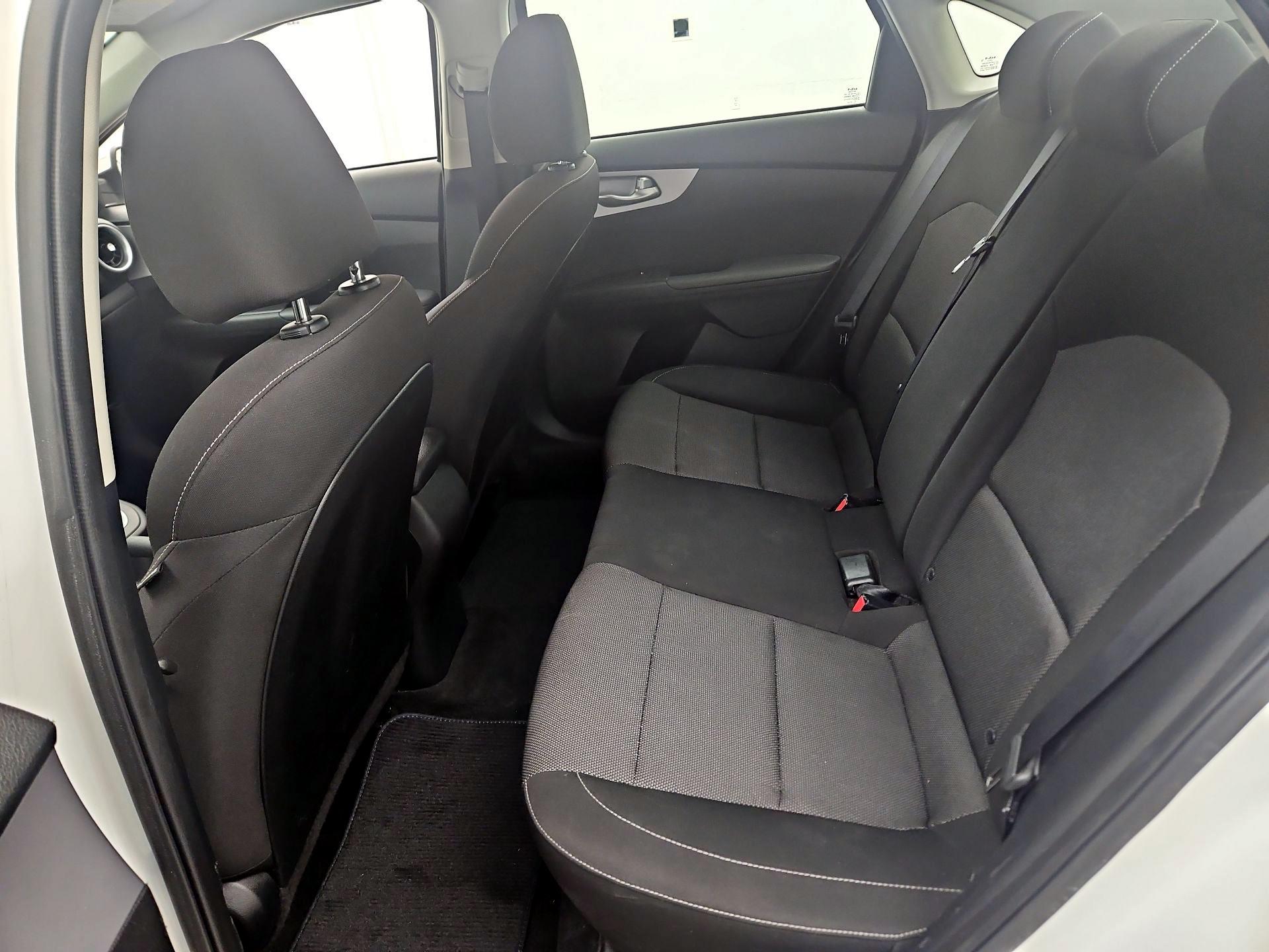 Thumbnail: 2024 Kia Forte - 16