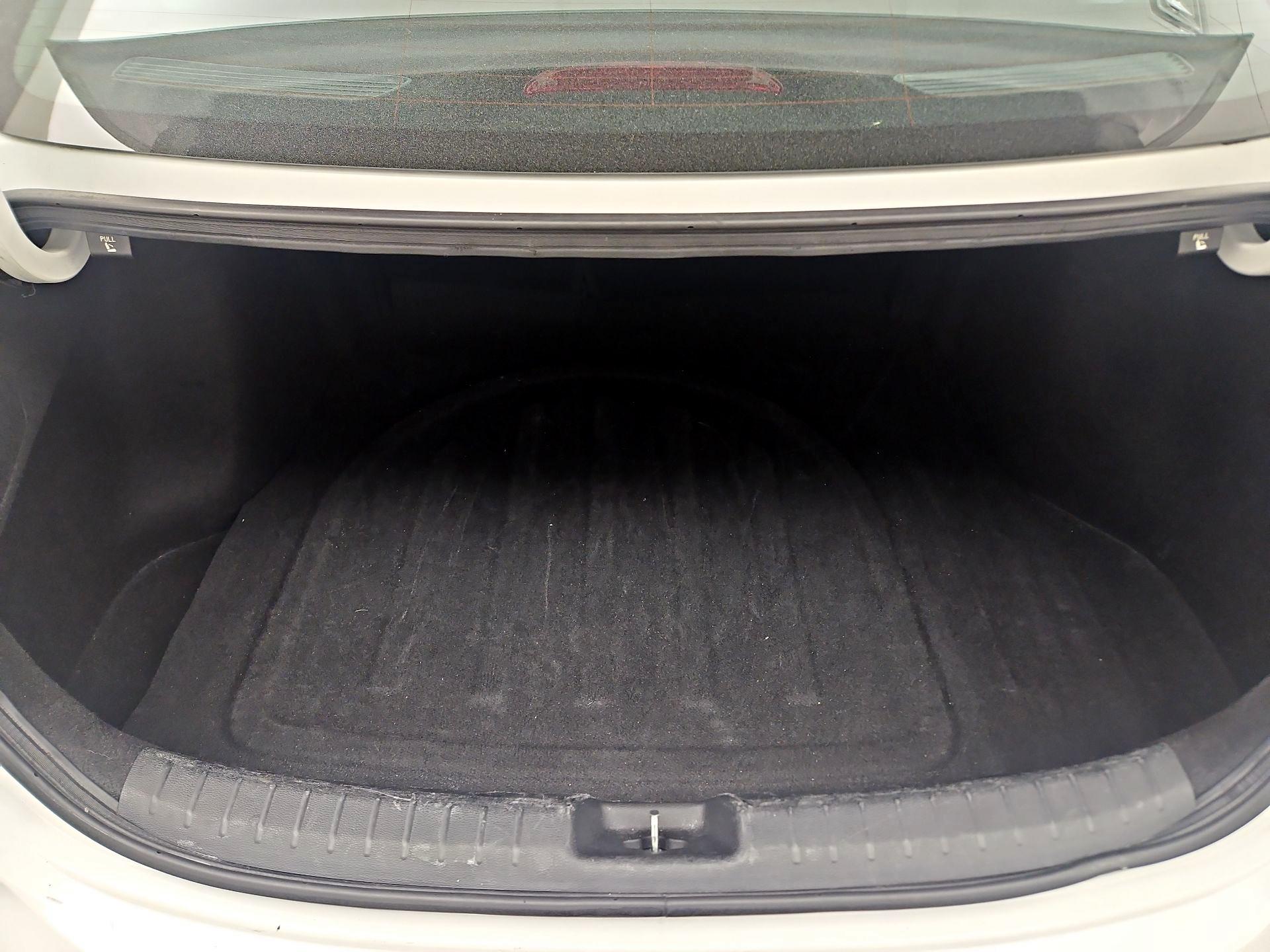 Thumbnail: 2024 Kia Forte - 17