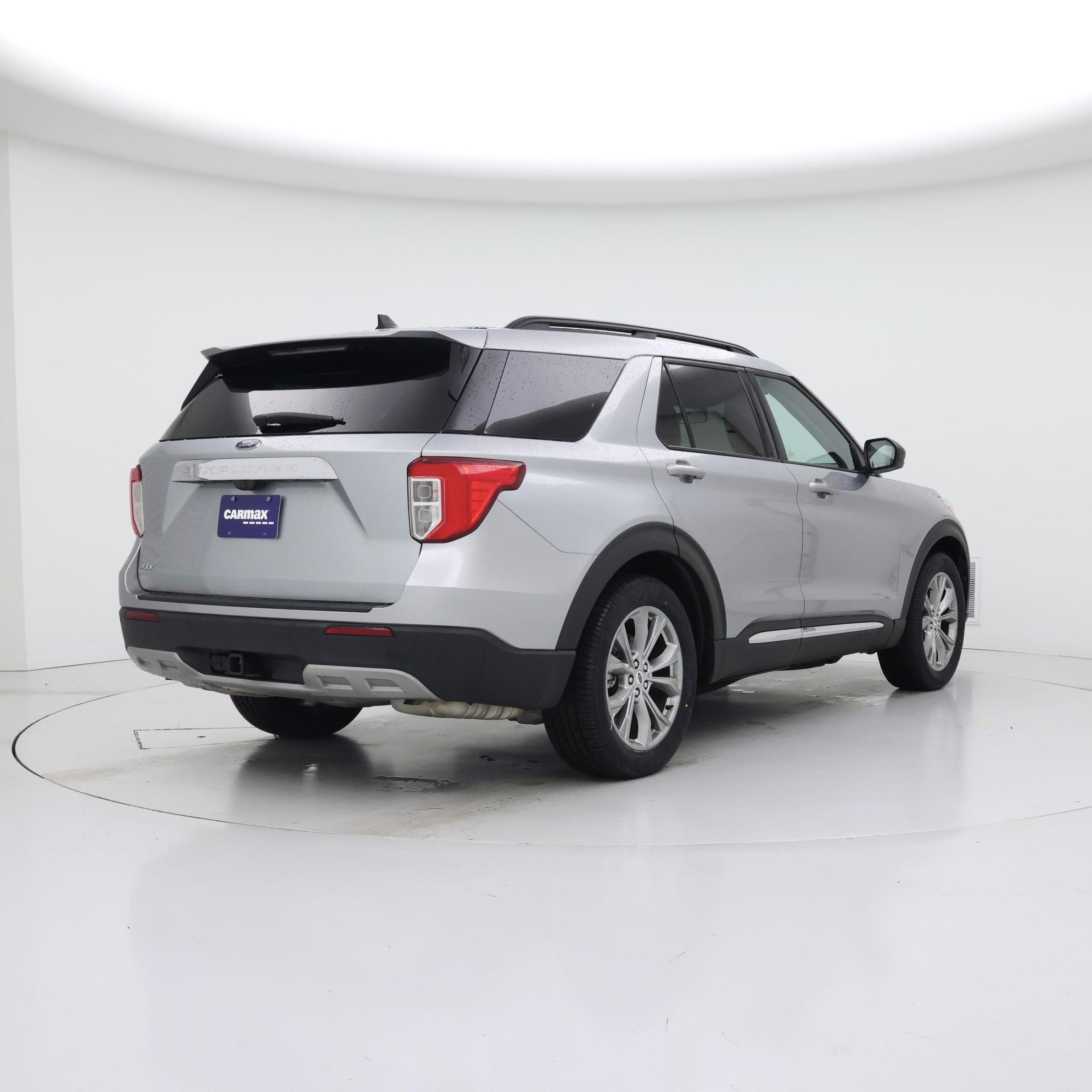 Thumbnail: 2023 Ford Explorer - 8