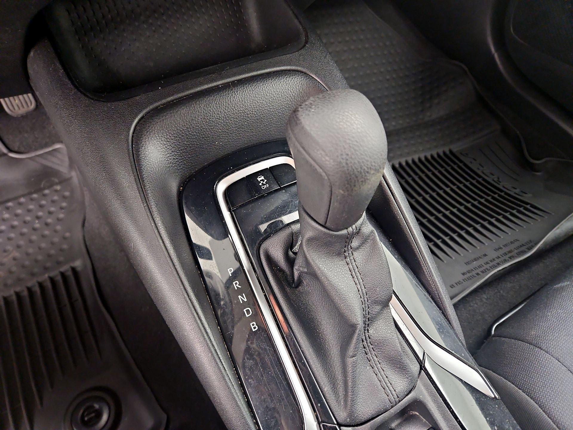 Thumbnail: 2021 Toyota Corolla - 18