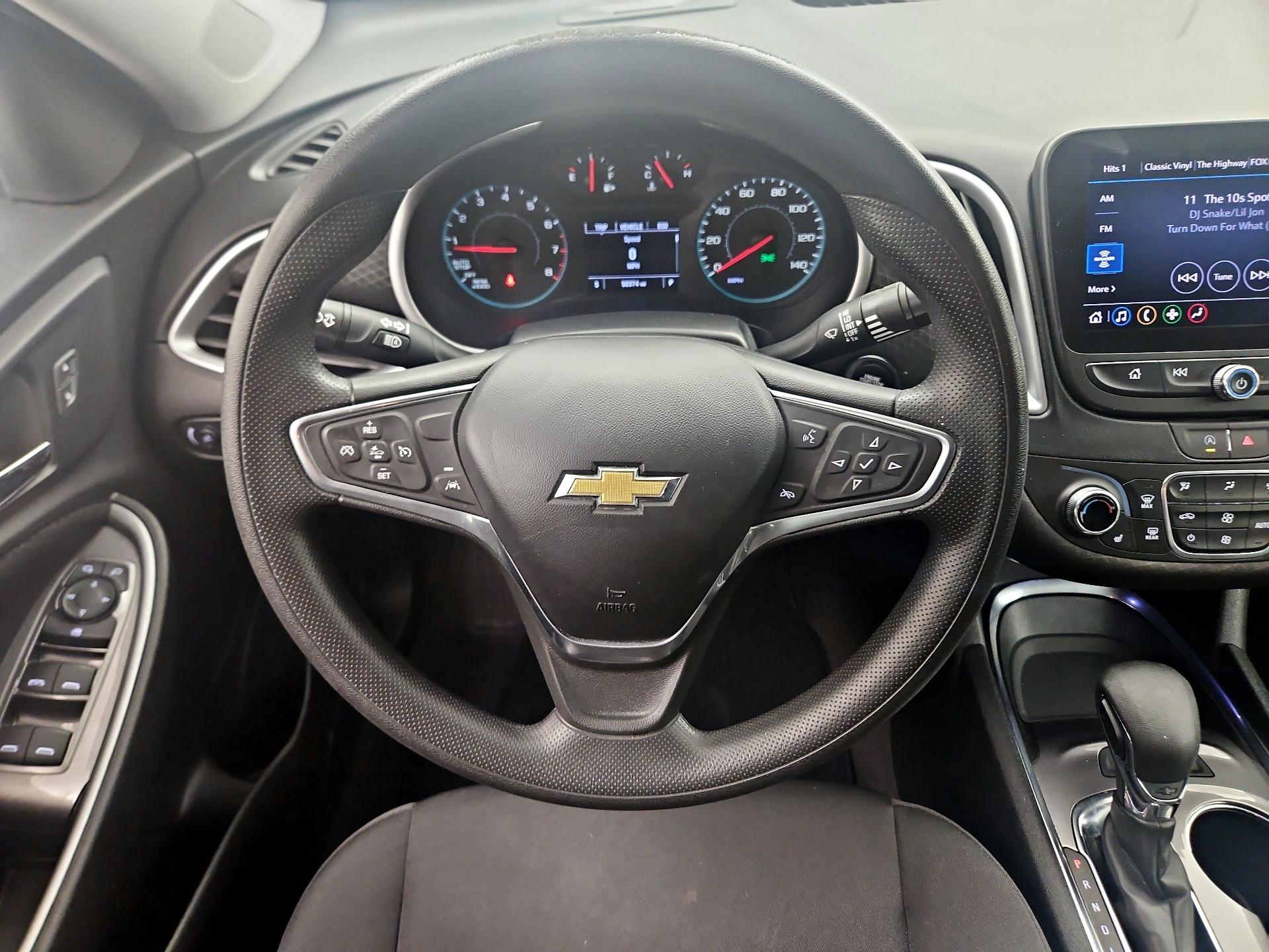 Thumbnail: 2023 Chevrolet Malibu - 10