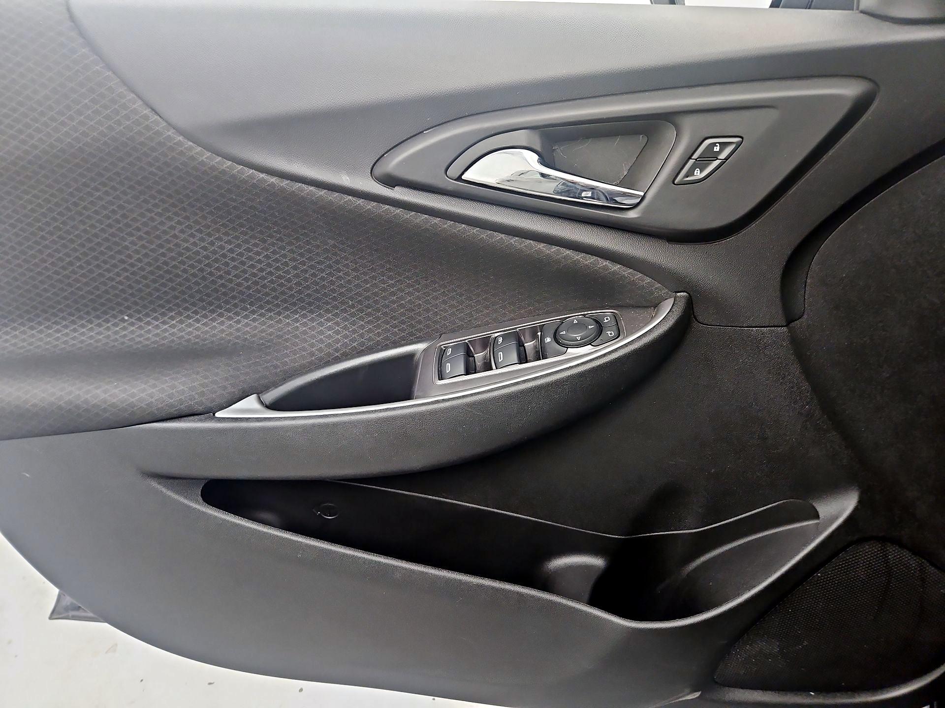 Thumbnail: 2023 Chevrolet Malibu - 12