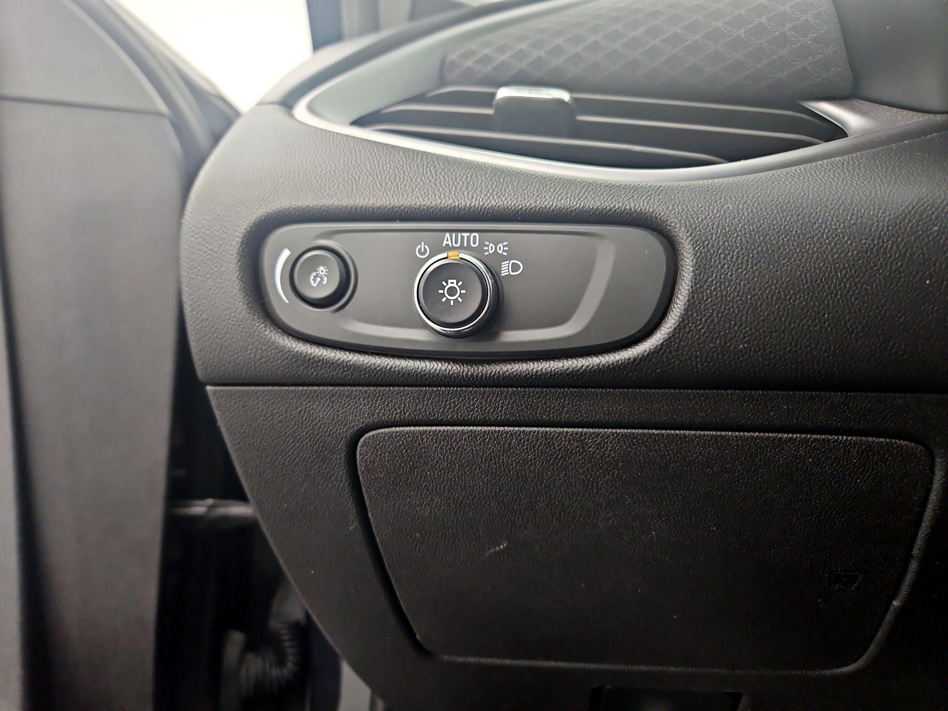 Thumbnail: 2023 Chevrolet Malibu - 13