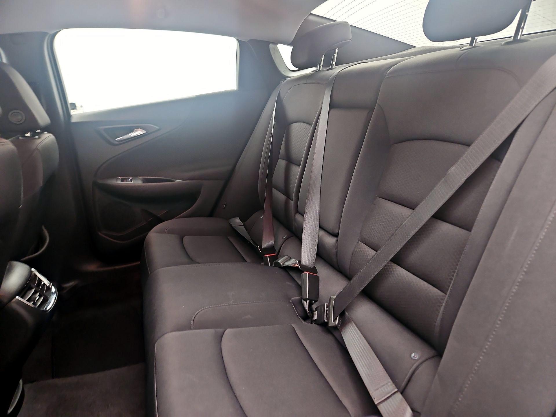 Thumbnail: 2023 Chevrolet Malibu - 18