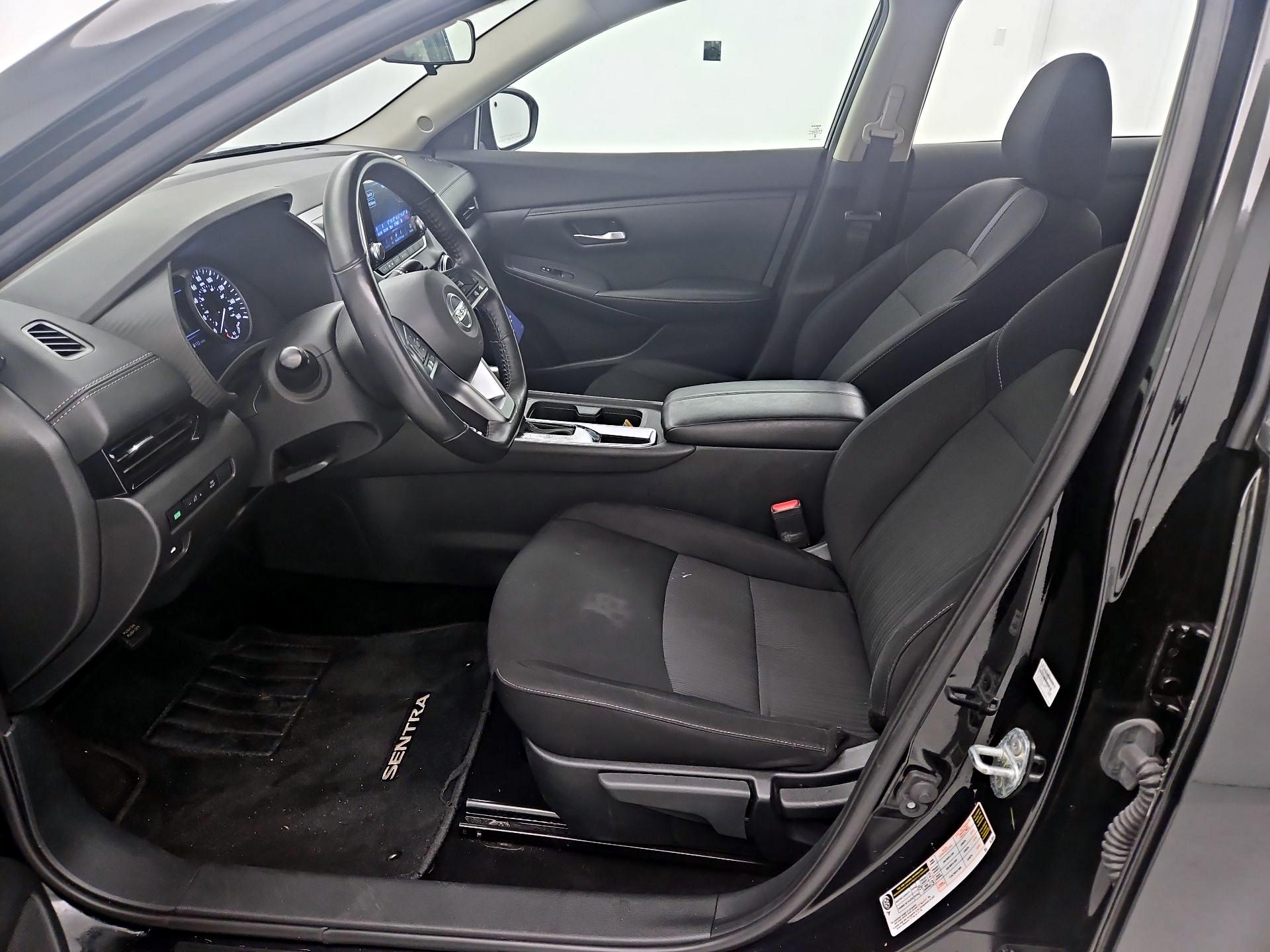 Thumbnail: 2022 Nissan Sentra - 11