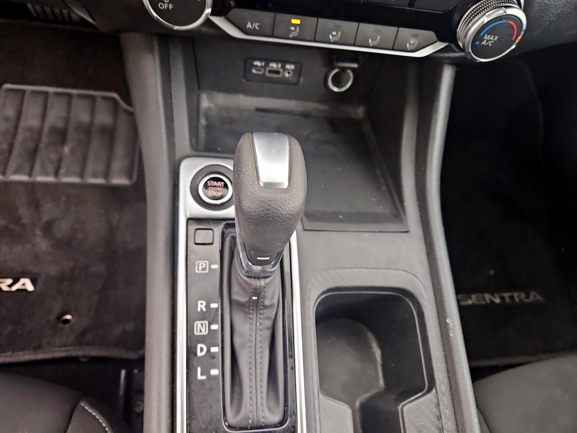 Thumbnail: 2022 Nissan Sentra - 17