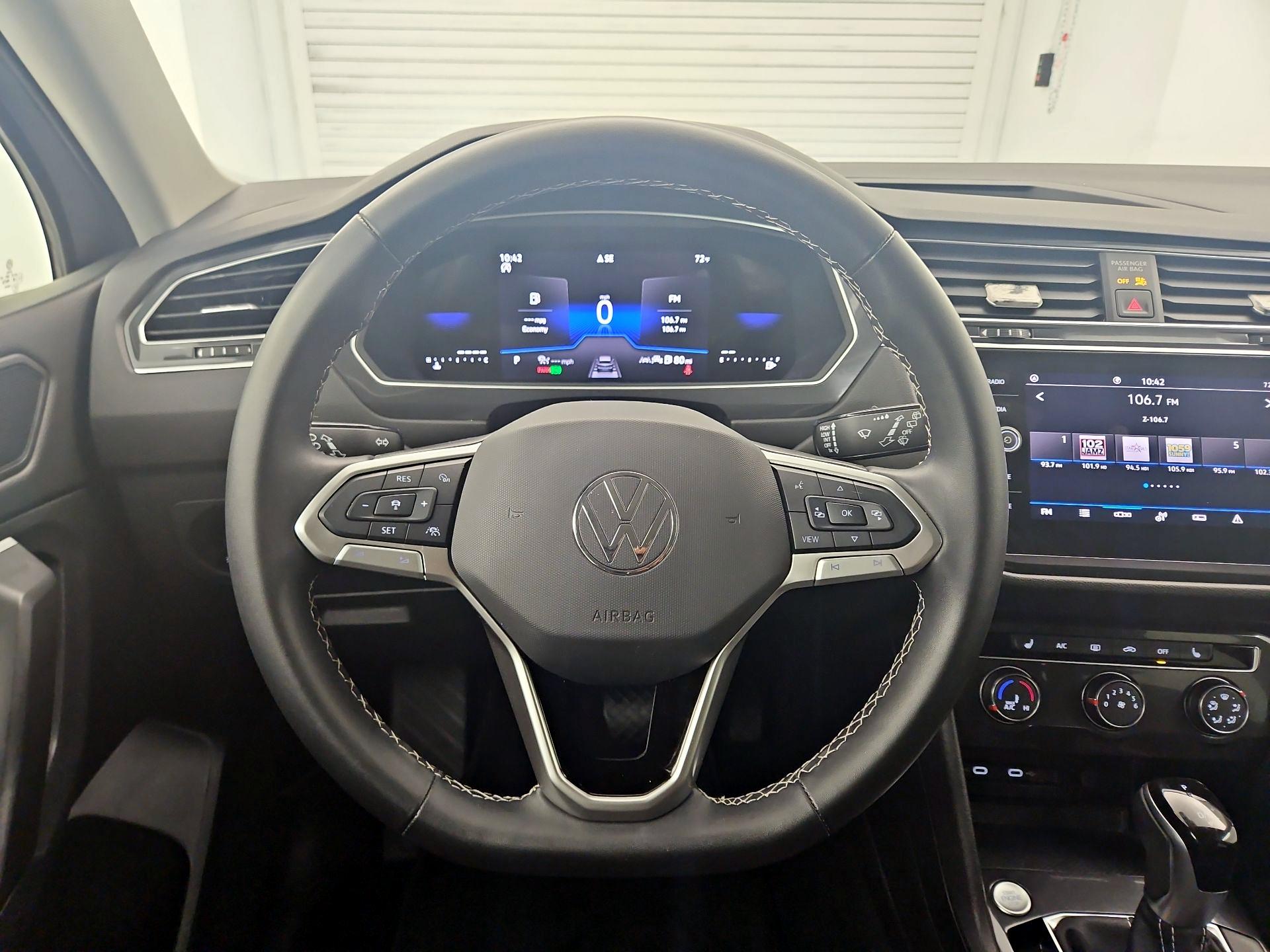 Thumbnail: 2024 Volkswagen Tiguan - 10