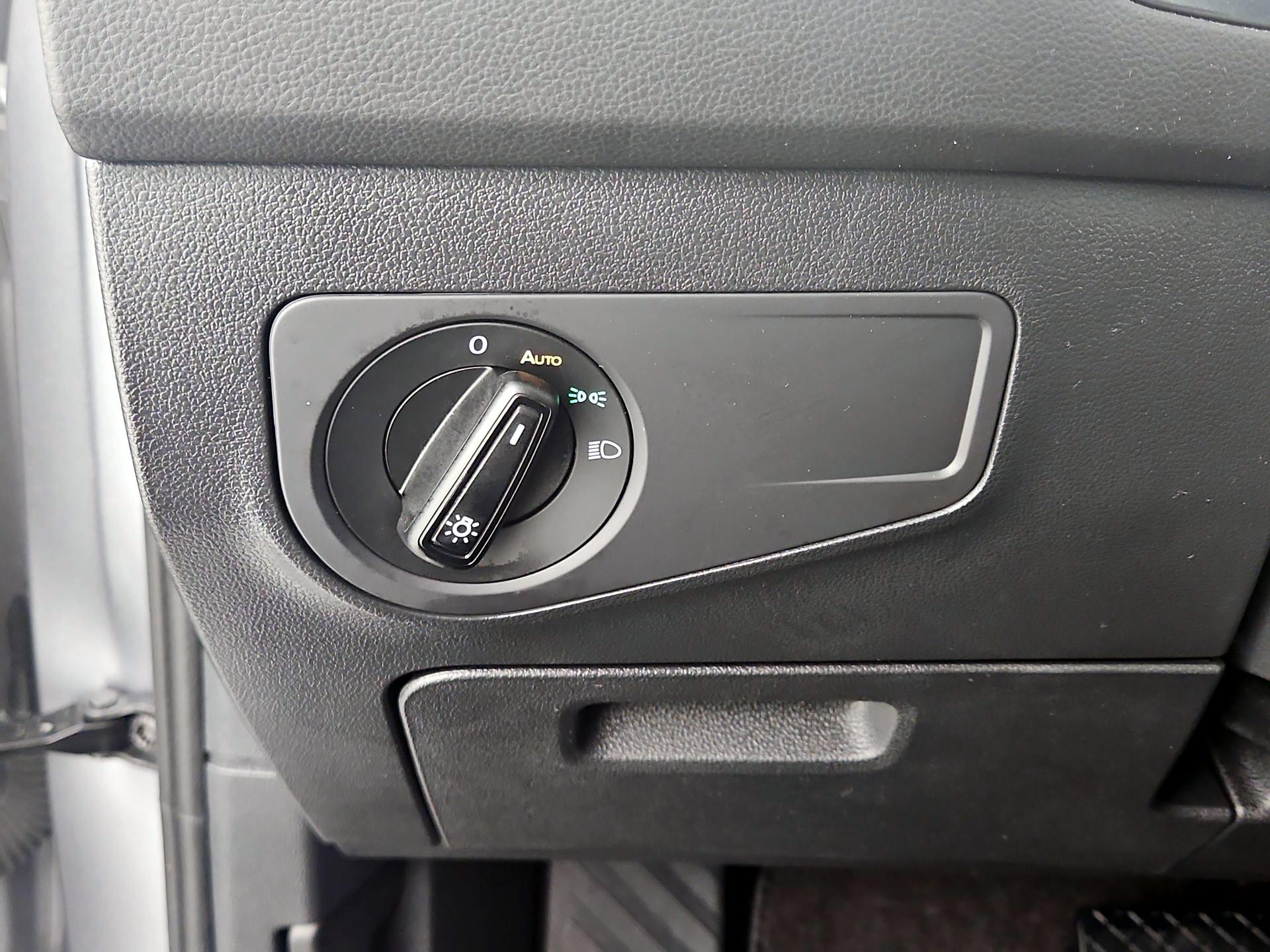 Thumbnail: 2024 Volkswagen Tiguan - 13